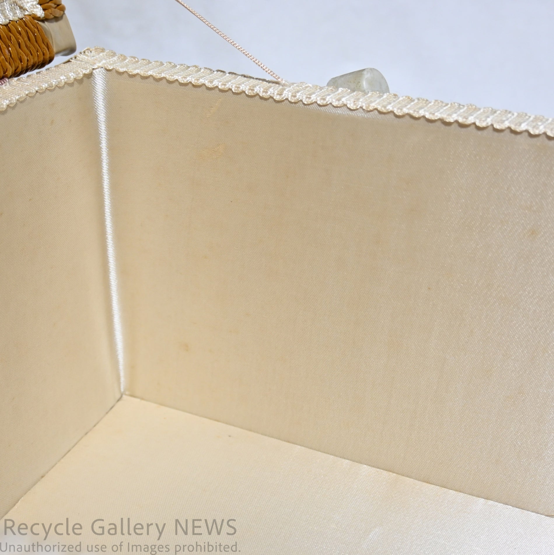 FRUIT OF THE ROOM Sewing Basket Box Retro Embroidery Vintage Unused / フルーツ・オブ・ザ・ルーム 裁縫箱 ソーイングバスケット レトロ 刺繍 ヴィンテージ 未使用 新古品