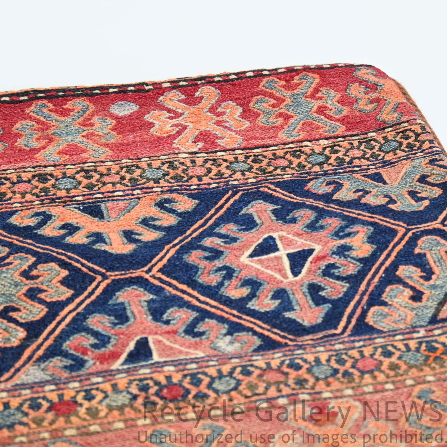 Old Kilim Cushion Cover [A] Vintage Brown Middle east / オールドキリム クッションカバー 中東 伝統織 赤系 3種類 (A ヴィンテージブラウン）