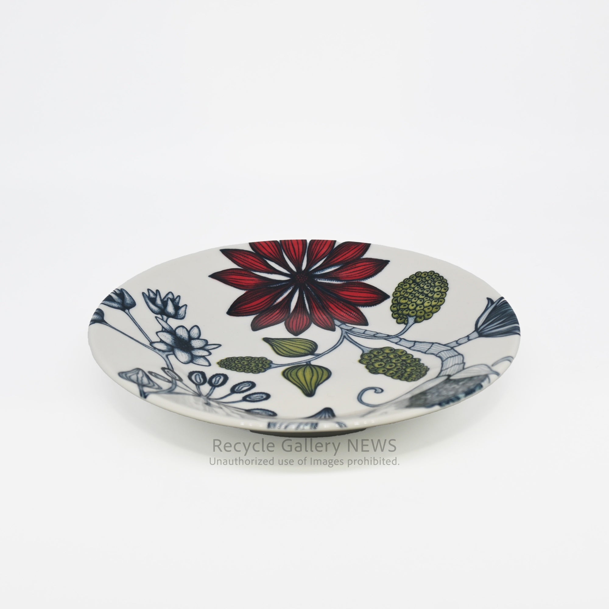 ARABIA Runo Summer Ray Finland Floral 16.5cm Plate Old Backstamp  Scandinavian Style / アラビア ルノ サマーレイ 16.5cmプレート フィンランド  花柄 北欧 旧スタンプ