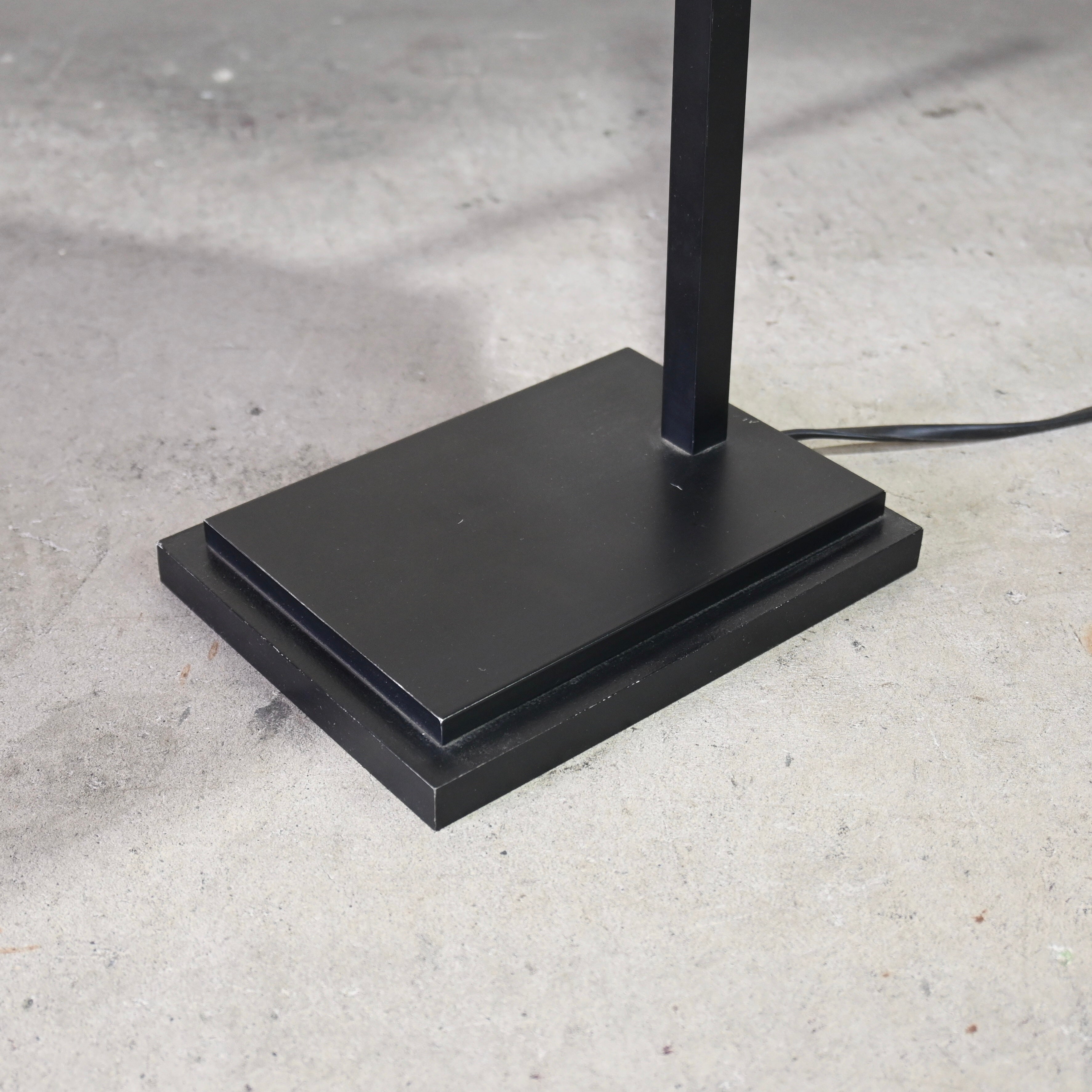 Frank Lloyd Wright × YAMAGIWA Midway Table lamp Glass shade / フランク・ロイド・ライト ヤマギワ ミッドナイト テーブルランプ ガラスシェード