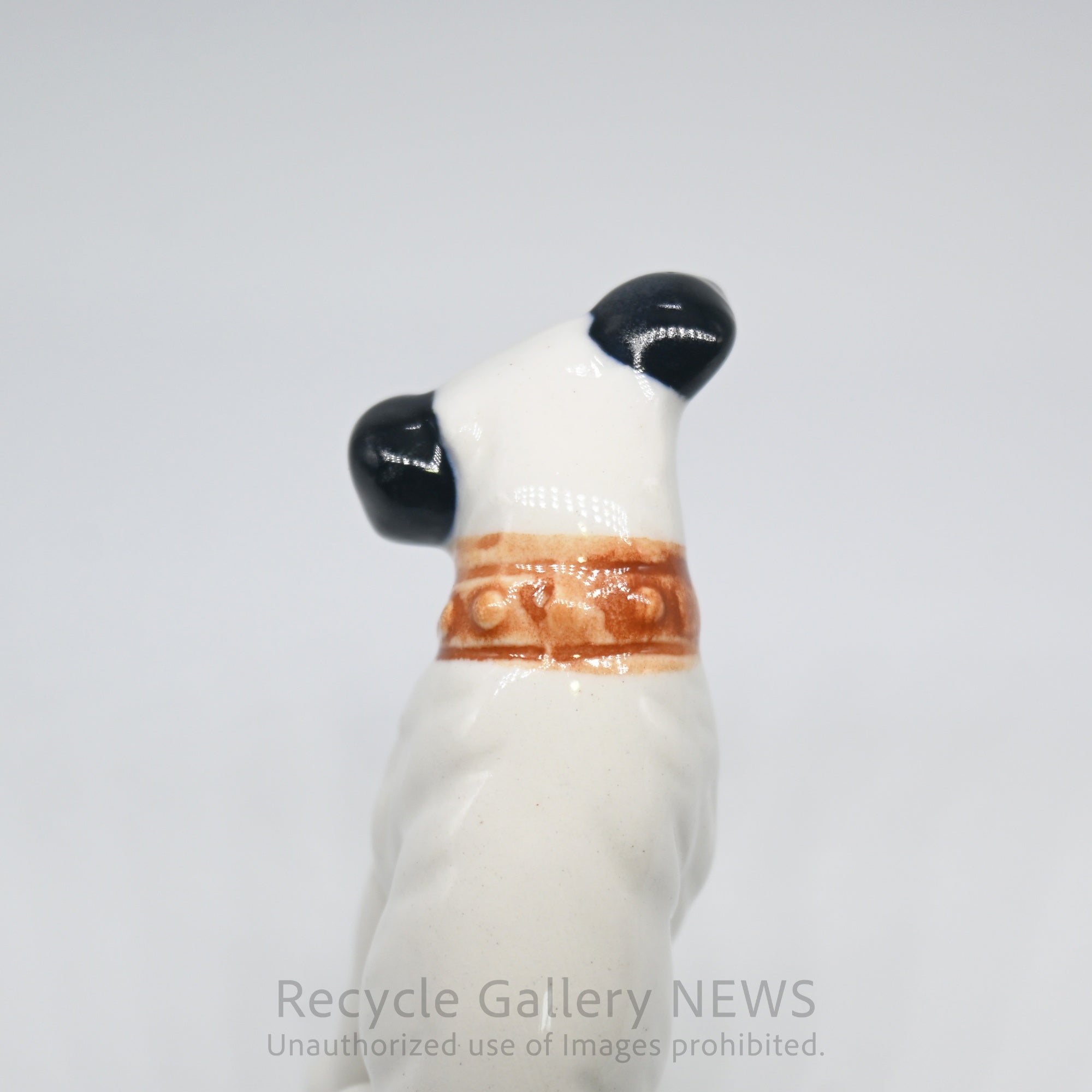 His Master's Voice "Nipper" Hand-Painted Ceramic Dog Figurine Miniature Victor White / 『主人の声』ビクター犬 ニッパー ハンドペイント 陶器フィギュリン ミニチュア オブジェ 犬の置物 オーディオ レトロ 白