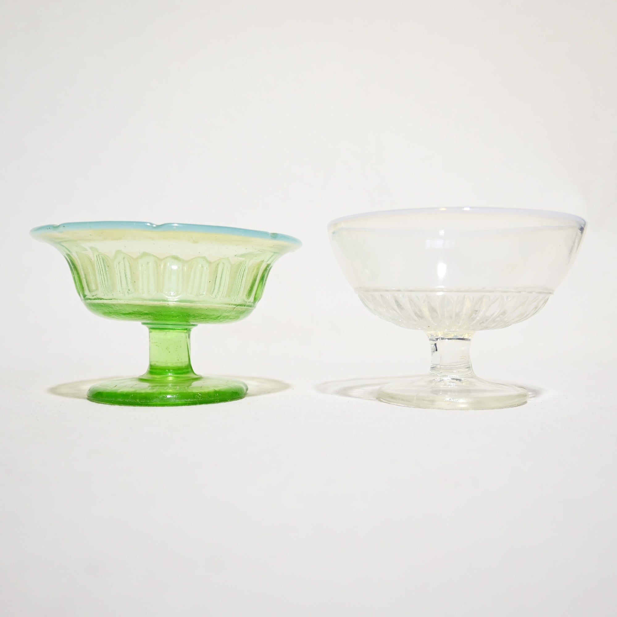 Vintage Press Glass Japanese Glass Ice Cup Milk&Clear Color Retro / ヴィンテージ プレスガラス 和ガラス 氷コップ 乳白ミルク色＆透明色 レトロ