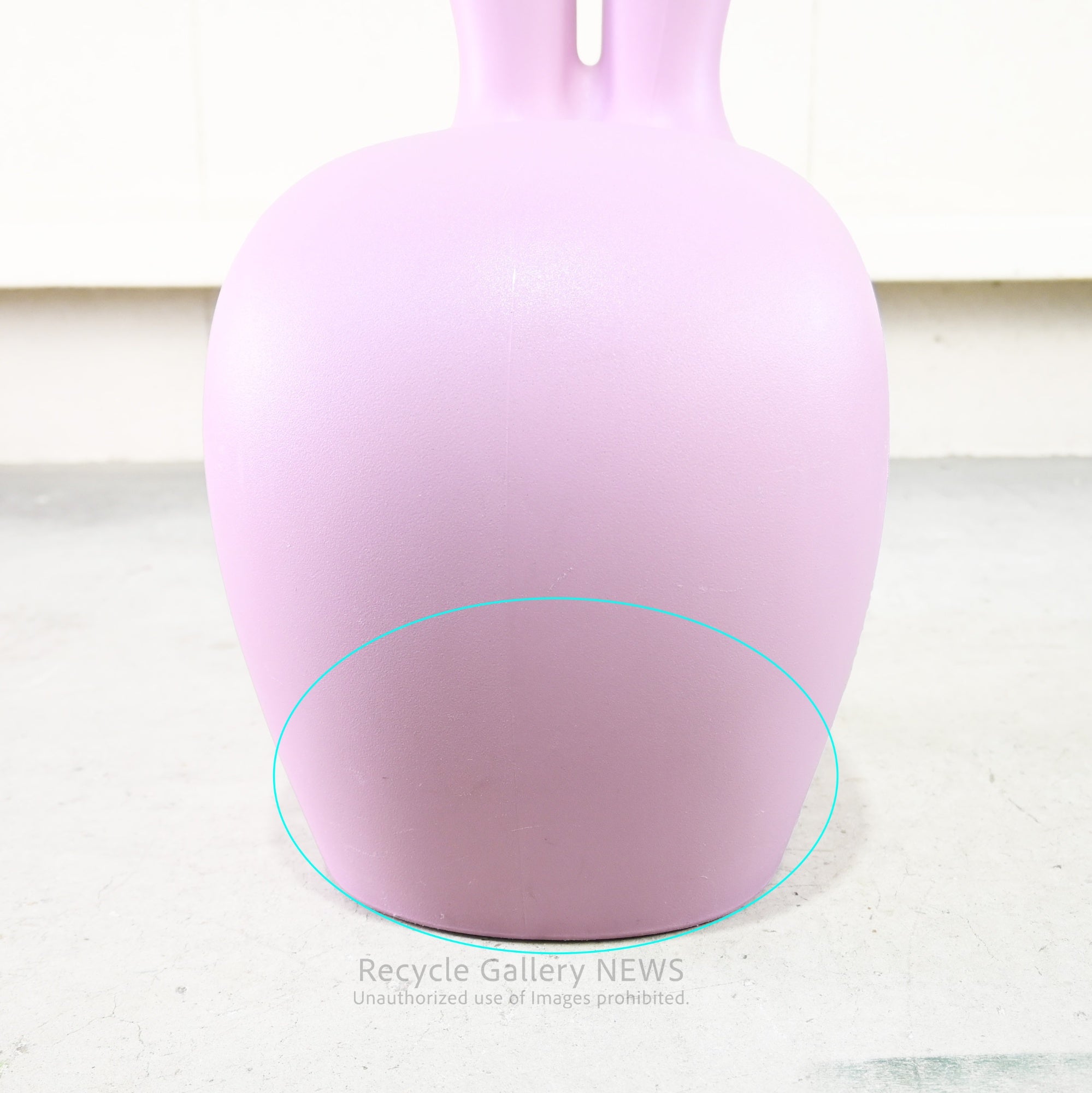 Qeeboo  Rabbit Chair Baby Pink Italian  Polyethylene Playful Storybook Design Indoor & Outdoor Use / クイーブー ラビットチェア  イタリア 物語 遊び心 ピンク ポリエチレン 内外兼用