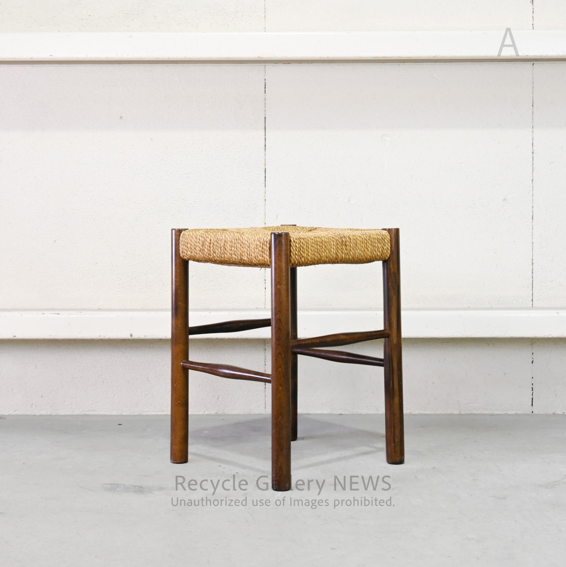 Rush grass stool Chair Natural Japanese modern Asian style / い草 スツール 椅子 天然 ナチュラル 和モダン アジアン