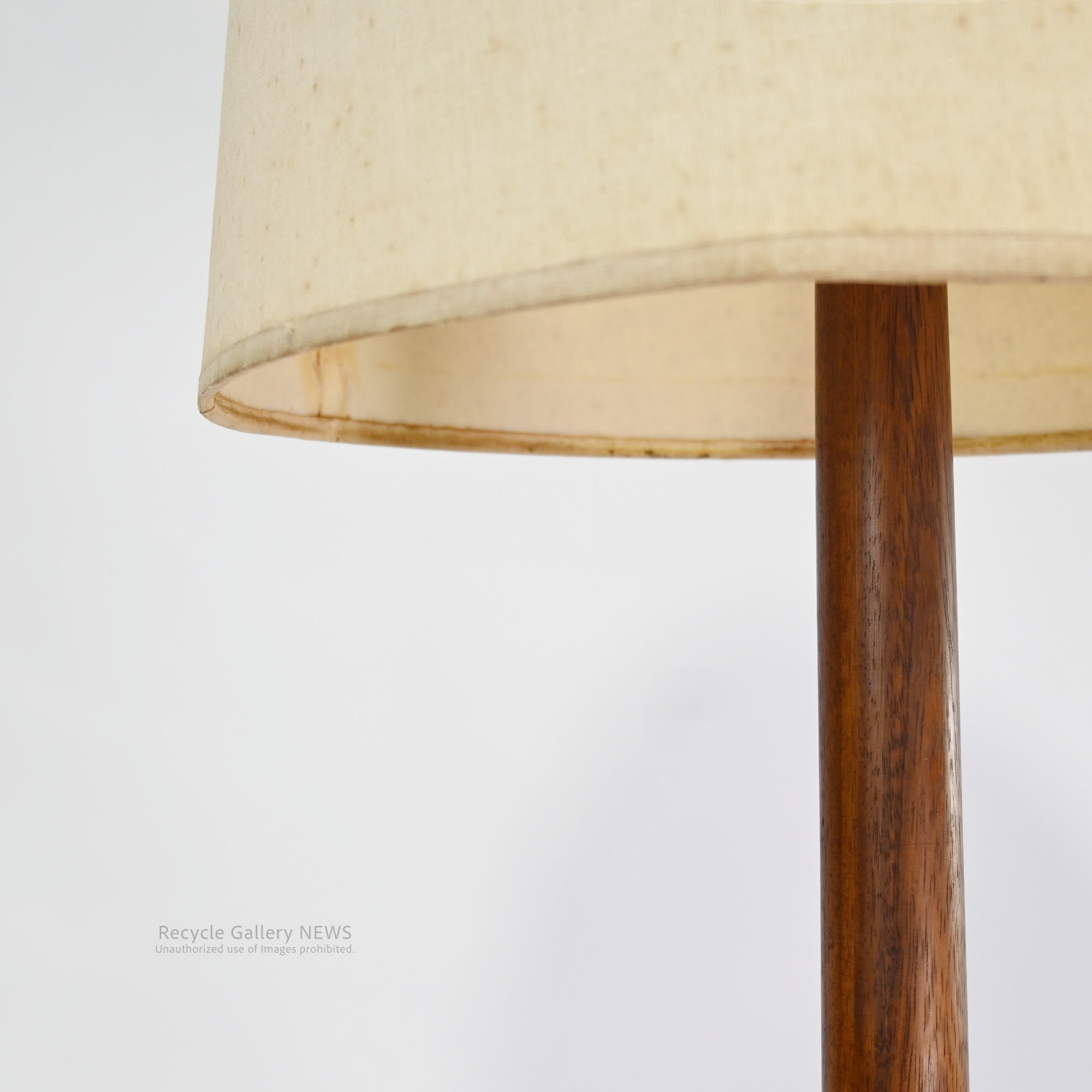 Scandinavian vintage Teardrop base Floor stand masterpiece Denmark / 北欧ヴィンテージ ティアドロップベース フロアスタンドライト マスターピース デンマーク