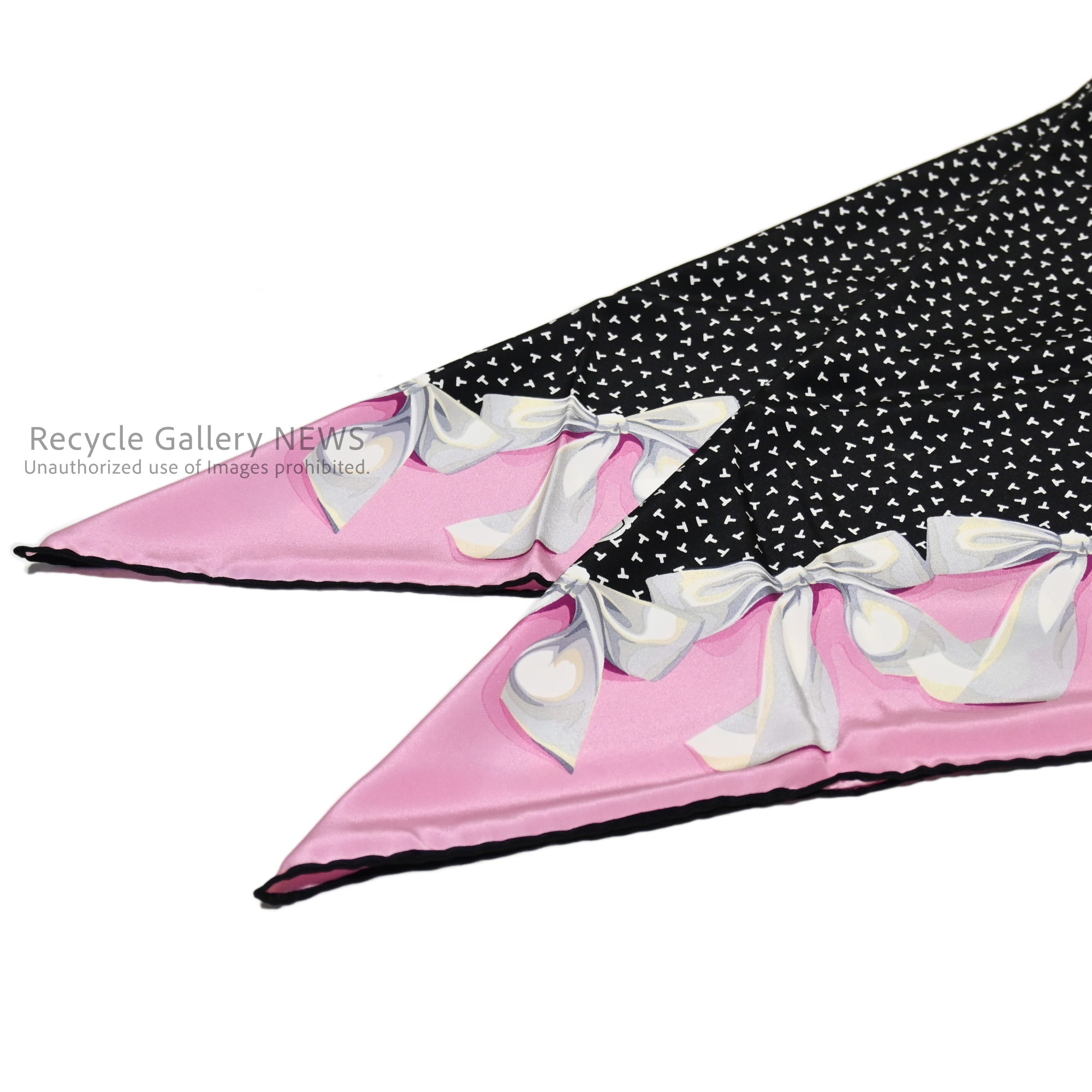 Tiffany Ribbon scarf Pink and black / ティファニー リボン柄 スカーフ ピンク 黒