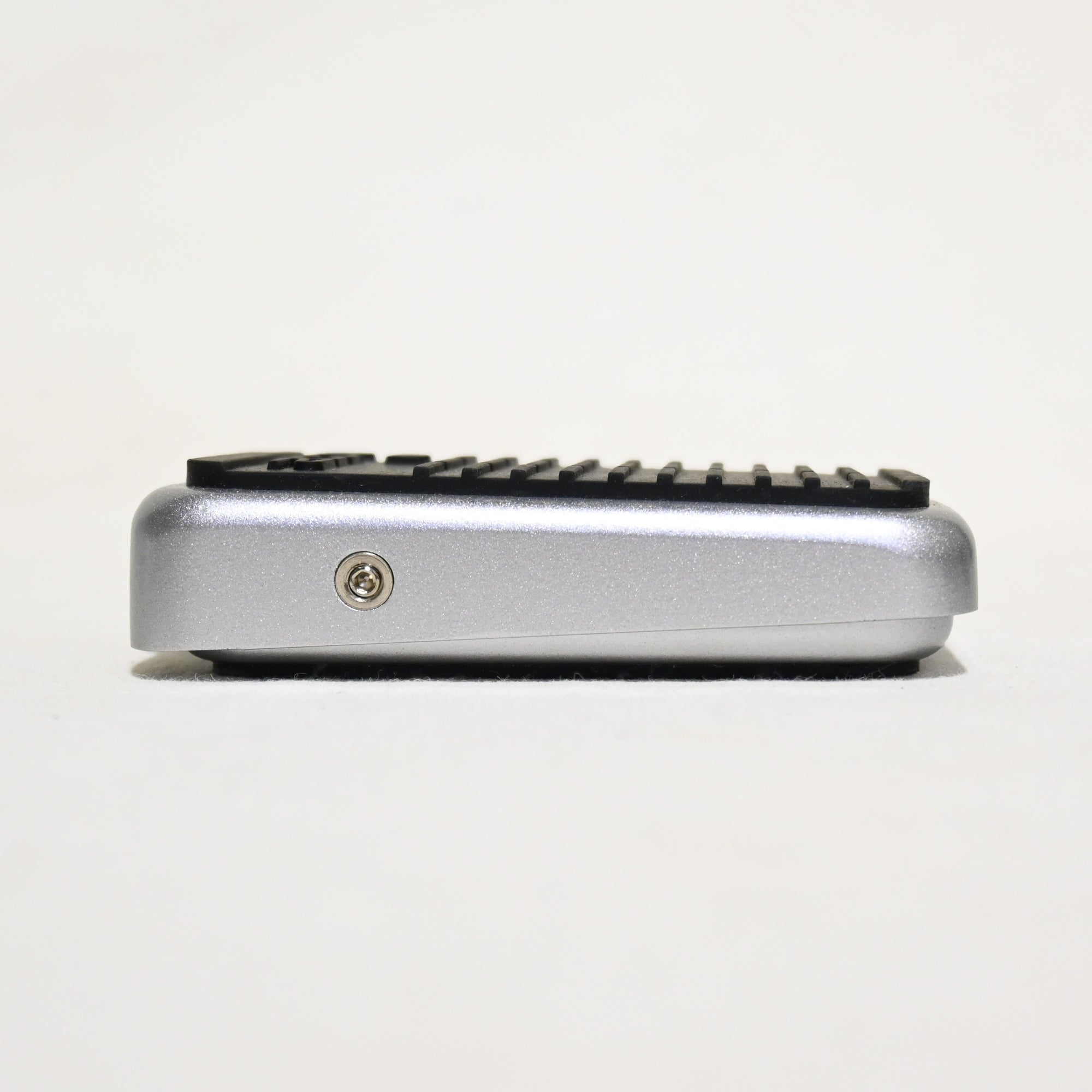 ZOOM R8 Multi-Track Recorder + FS 01 Foot Switch Set Discontinued product / ズーム R8 マルチトラックレコーダー＋ FS 01フットスイッチ セット 生産終了モデル