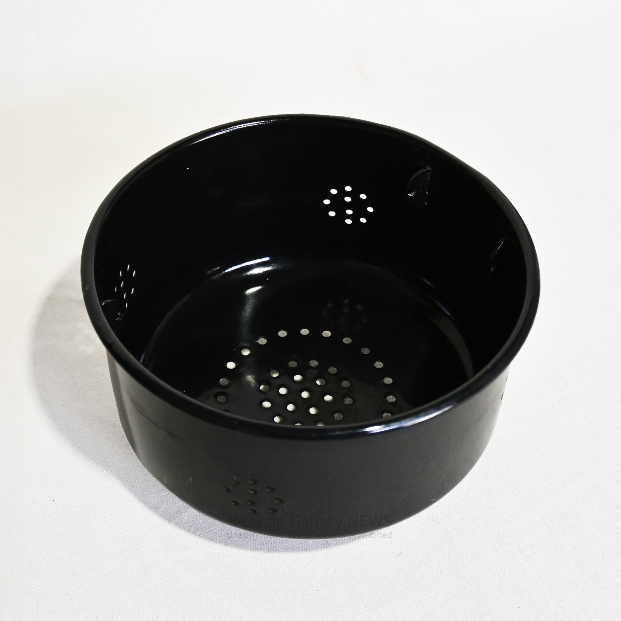 1960s American vintage enamel pot White with food design / 1960年代 アメリカ ヴィンテージ ホーロー鍋 ホワイト 食材デザイン