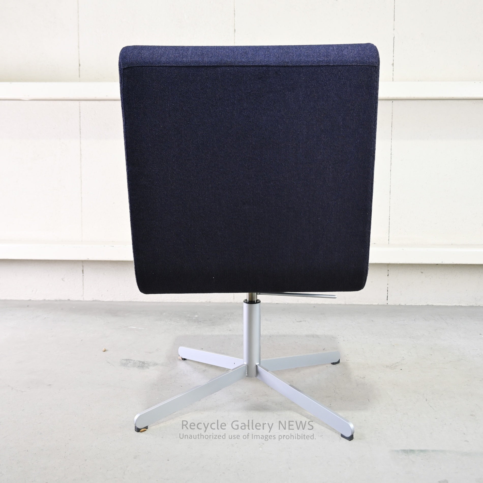 CASSINA ixc. BOOMERANG four star Modern Swivel Chair / カッシーナ イクスシー ブーメラン フォースター スウィベルチェア モダン