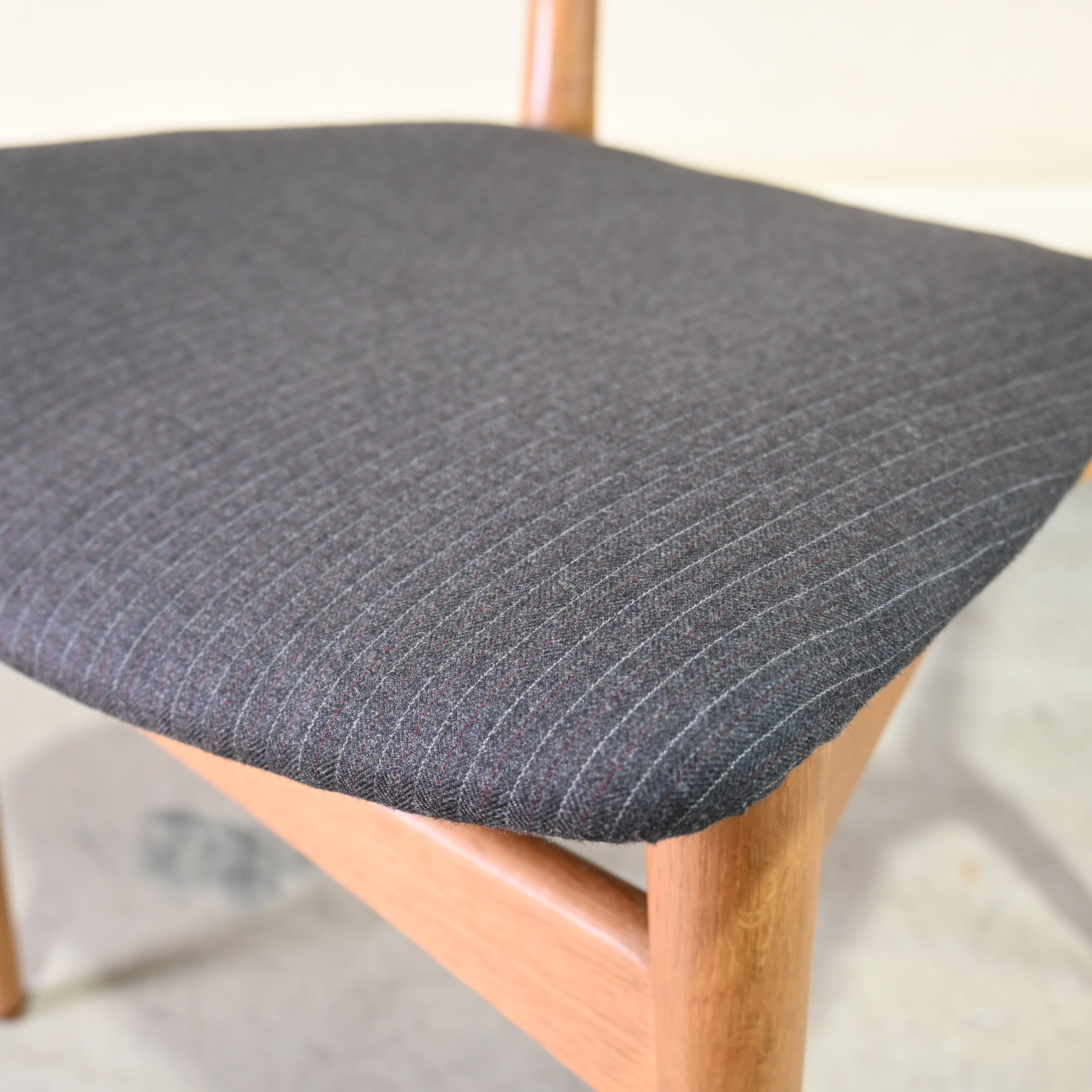 Nissin Forms Dining chair Remake Vintage fabric Oak wood / 日進木工 フォルムス ダイニングチェア リメイク ヴィンテージ生地 オーク材