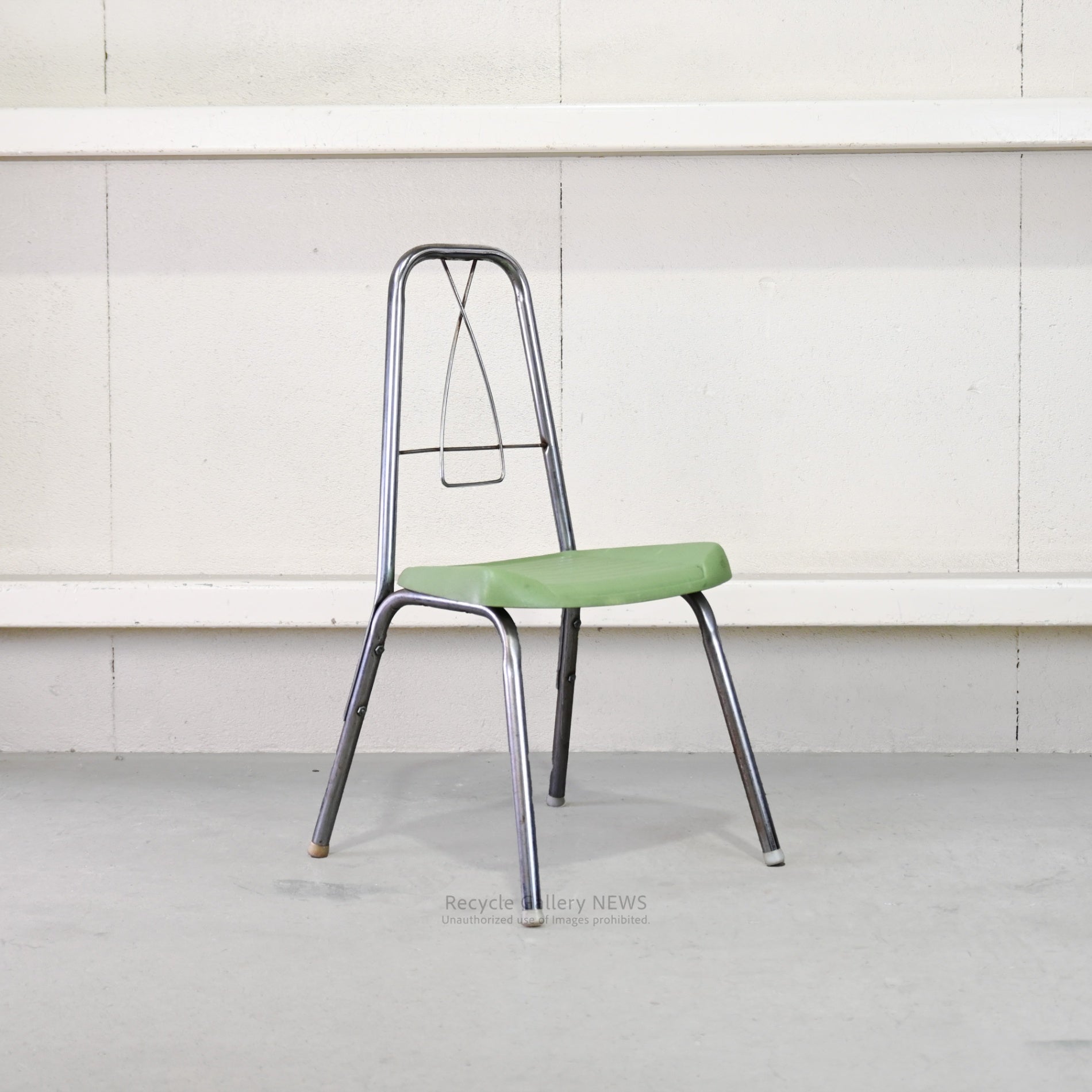 Vintage chair Green Industrial Retro Classic / 椅子 ヴィンテージチェア インダストリアル レトロ 緑 クラシック グリーン
