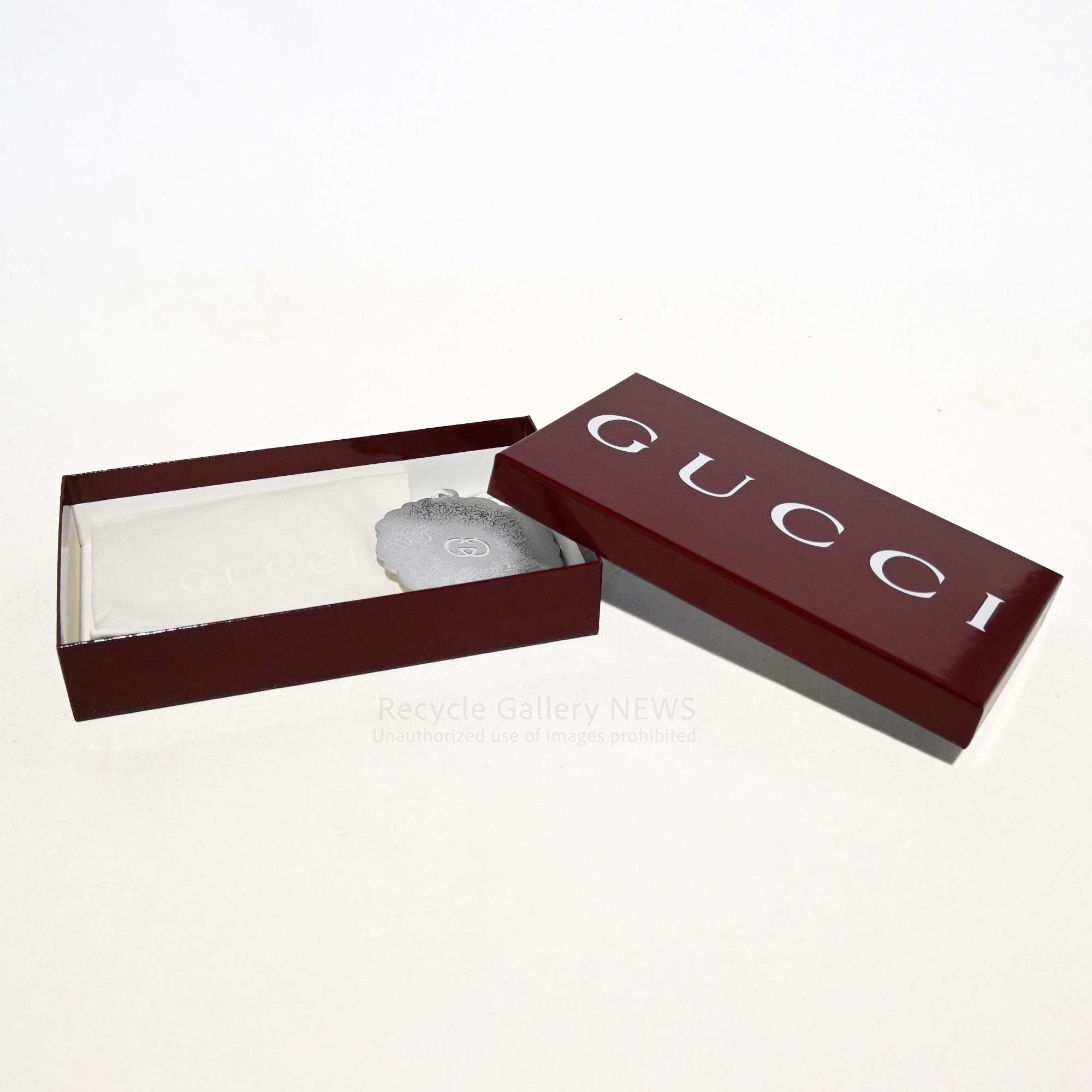 GUCCI Double G Two-Tone Zip-Around Wallet Limited to Japan Ivory and Lilac Leather Unused Italy / グッチ ダブルG バイカラー ジップアラウンドウォレット 日本限定 アイボリー&ライラックレザー 未使用品