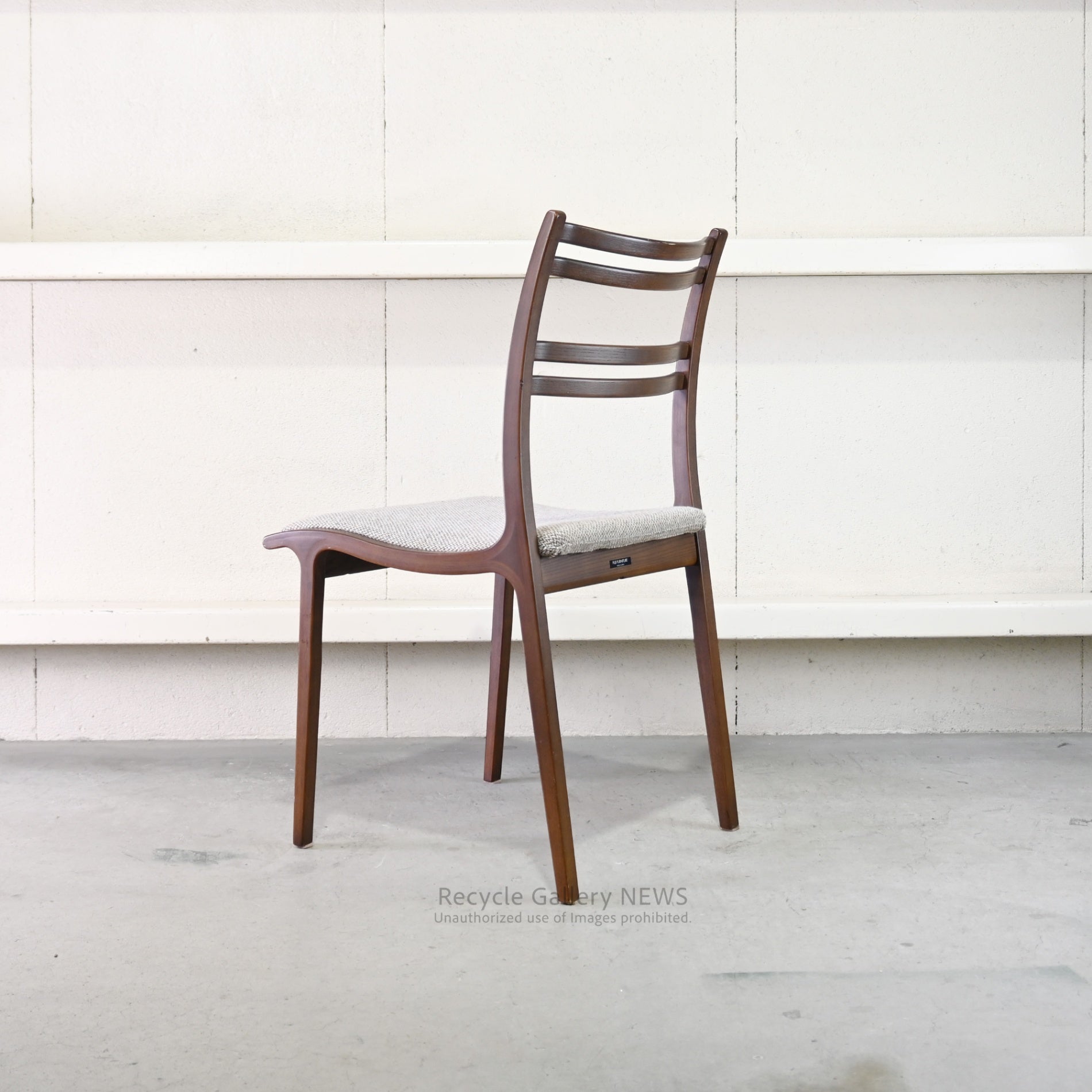 Fuji Furniture Wooden Armless Chair "Calm" Japan Scandinavian Style / 冨士ファニチア アームレスチェア カーム 日本 北欧 木製