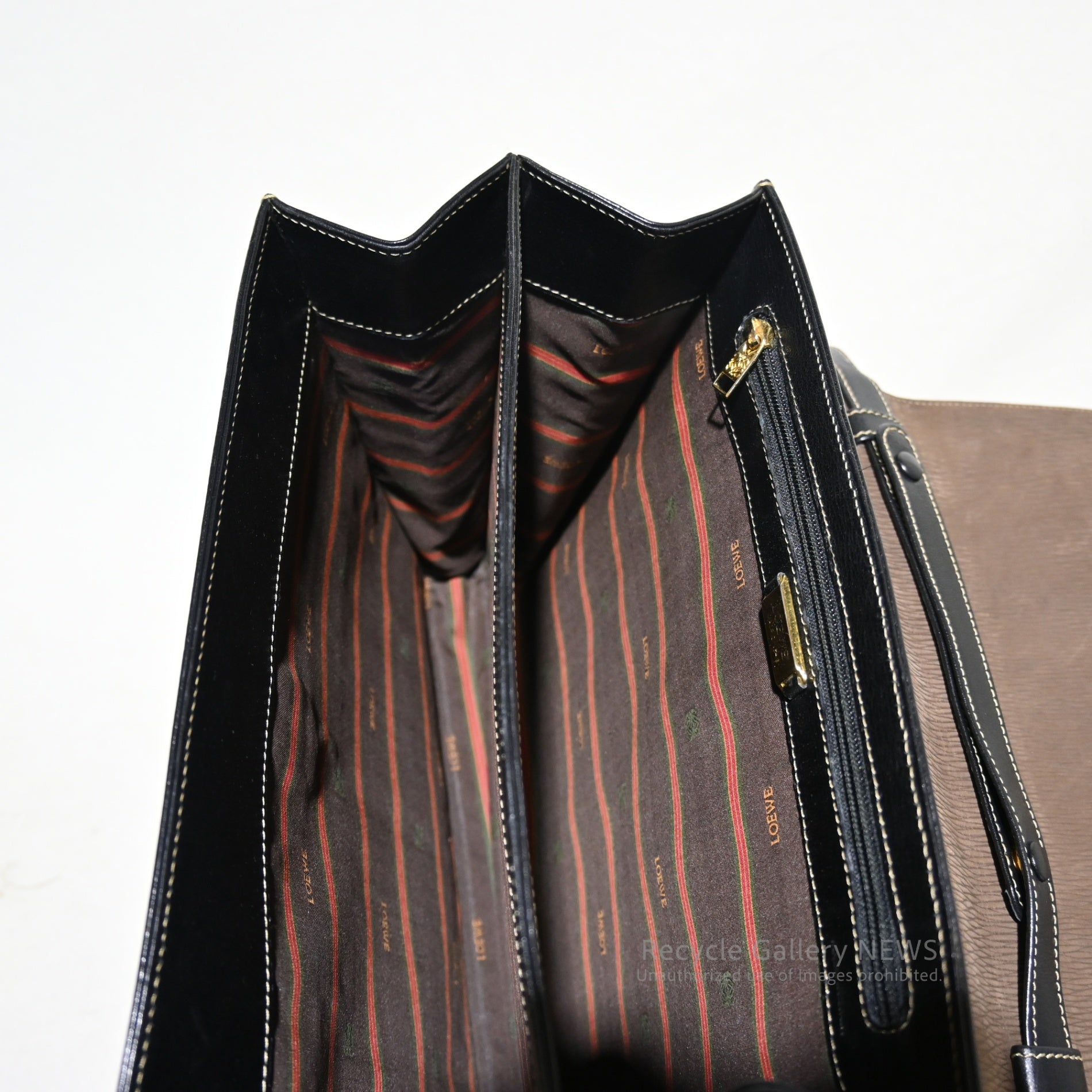 Vintage LOEWE Velázquez 2-way shoulder bag with twisted hardware / ロエベ ベラスケス ショルダーバッグ 2way ツイスト金具 ヴィンテージ