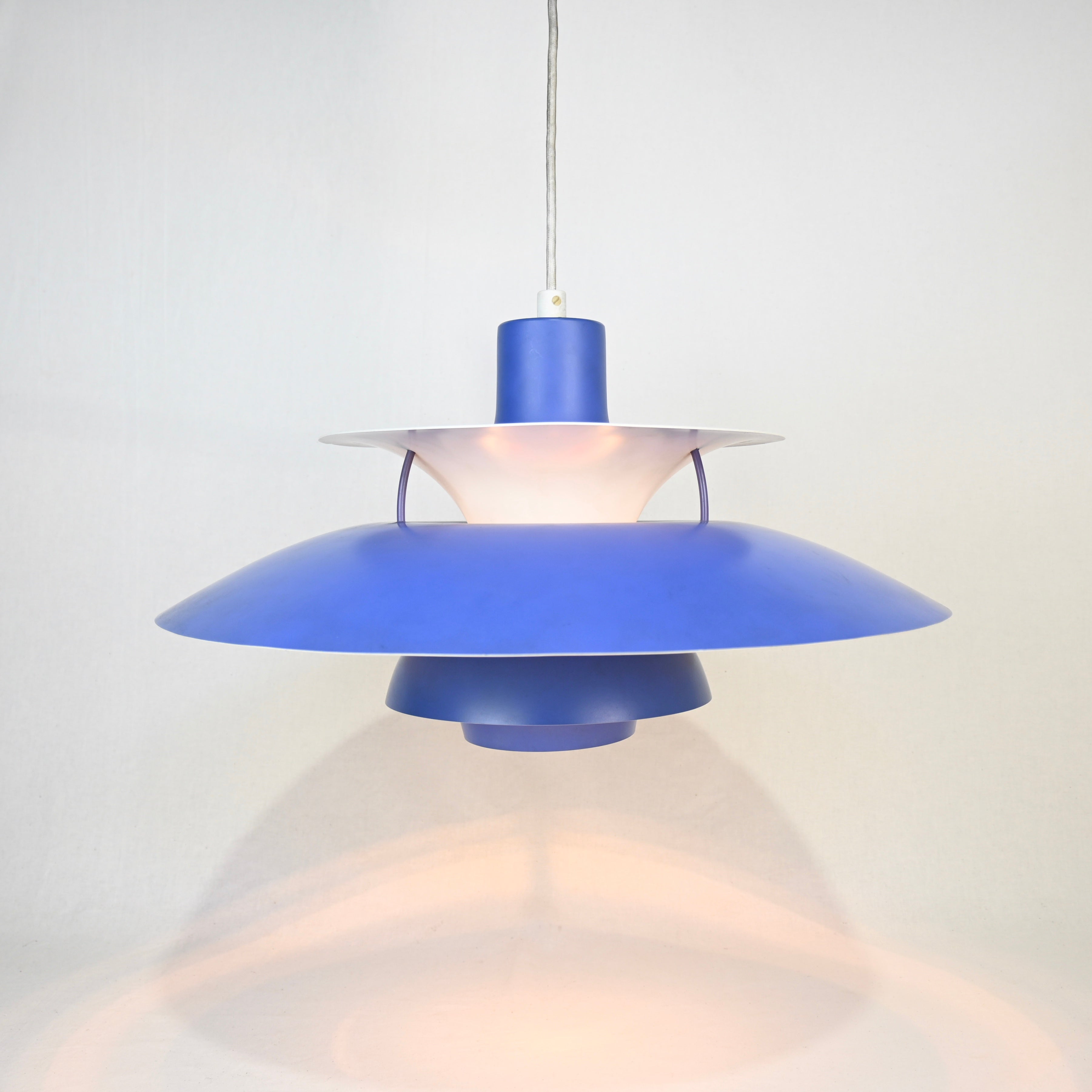 YAMAGIWA Louis Poulsen Poul Henningsen Pendant light PH 5 Monochrome blue Scandinavian design / ヤマギワ スイスポールセン ポールヘニングセン ペンダントライト PH 5 モノクロームブルー 北欧デザイン