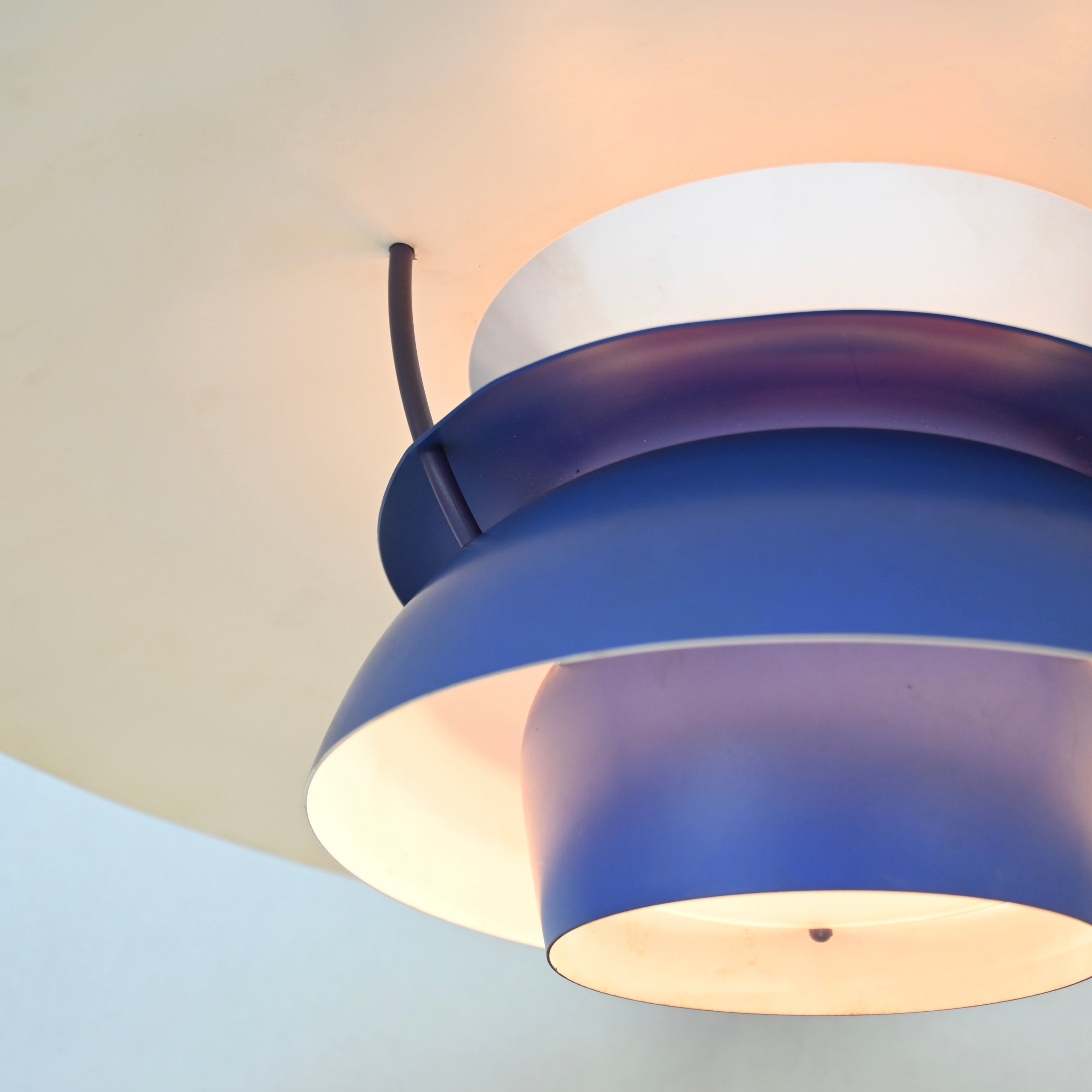 YAMAGIWA Louis Poulsen Poul Henningsen Pendant light PH 5 Monochrome blue Scandinavian design / ヤマギワ スイスポールセン ポールヘニングセン ペンダントライト PH 5 モノクロームブルー 北欧デザイン