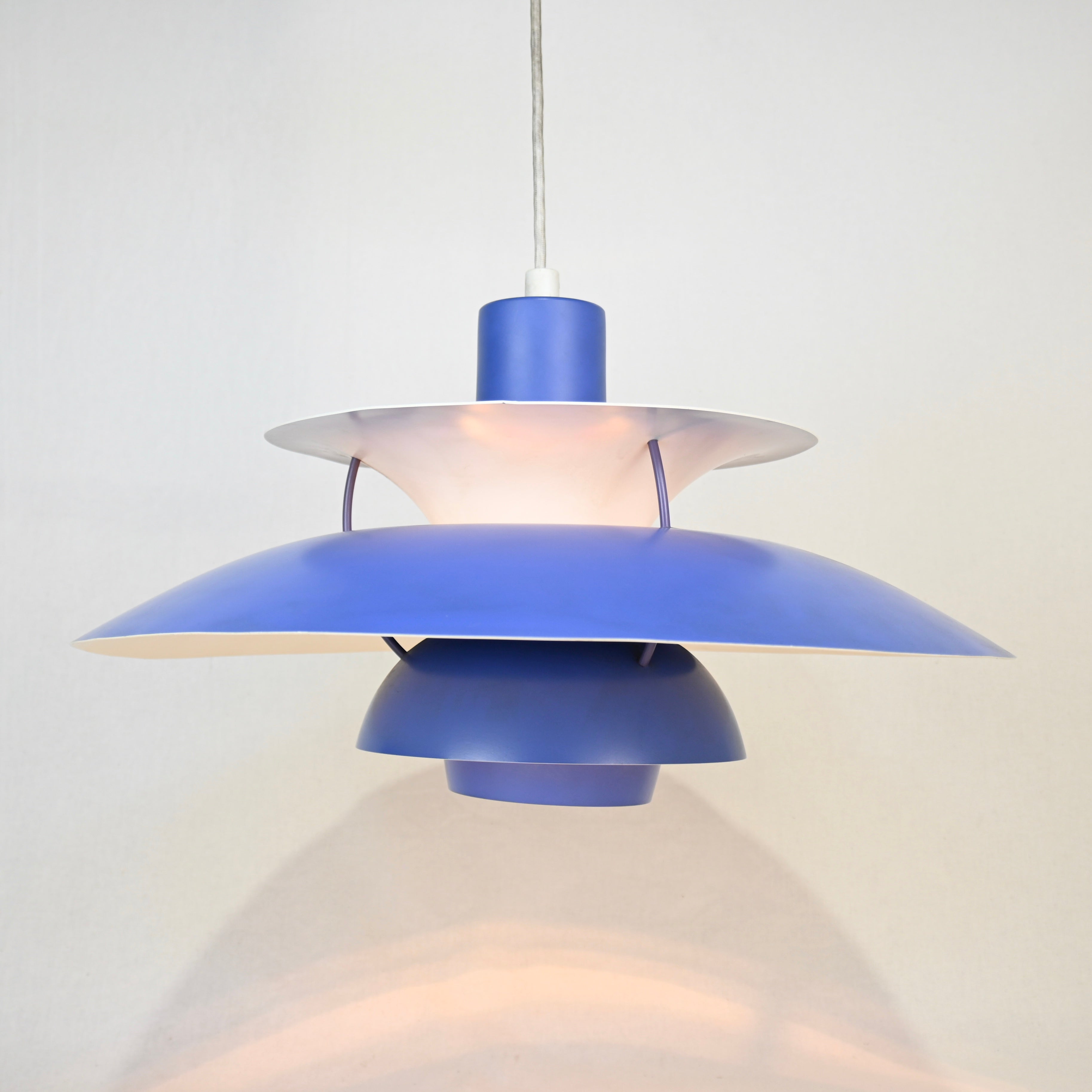 YAMAGIWA Louis Poulsen Poul Henningsen Pendant light PH 5 Monochrome blue Scandinavian design / ヤマギワ スイスポールセン ポールヘニングセン ペンダントライト PH 5 モノクロームブルー 北欧デザイン