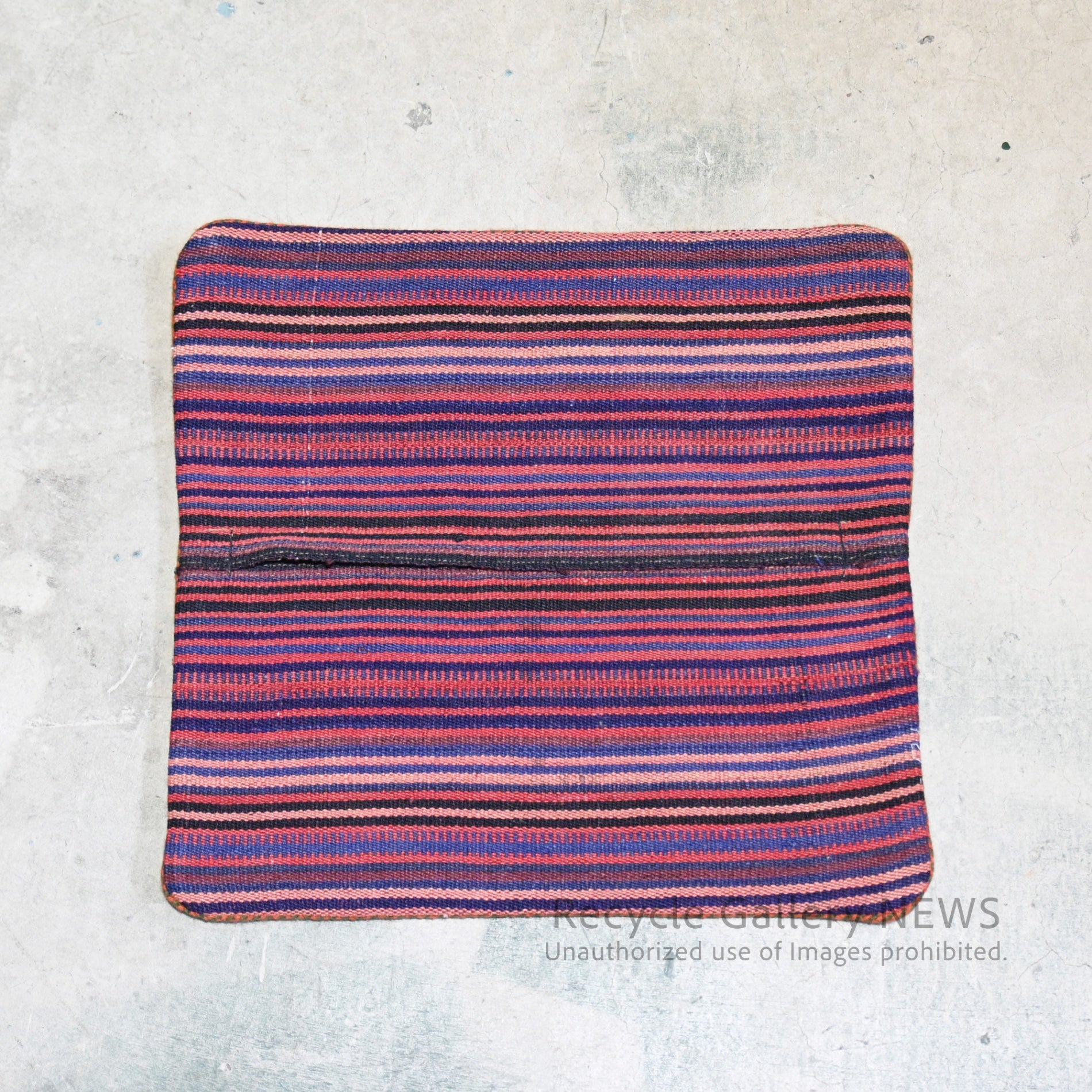 Old Kilim Cushion Cover [A] Vintage Brown Middle east / オールドキリム クッションカバー 中東 伝統織 赤系 3種類 (A ヴィンテージブラウン）