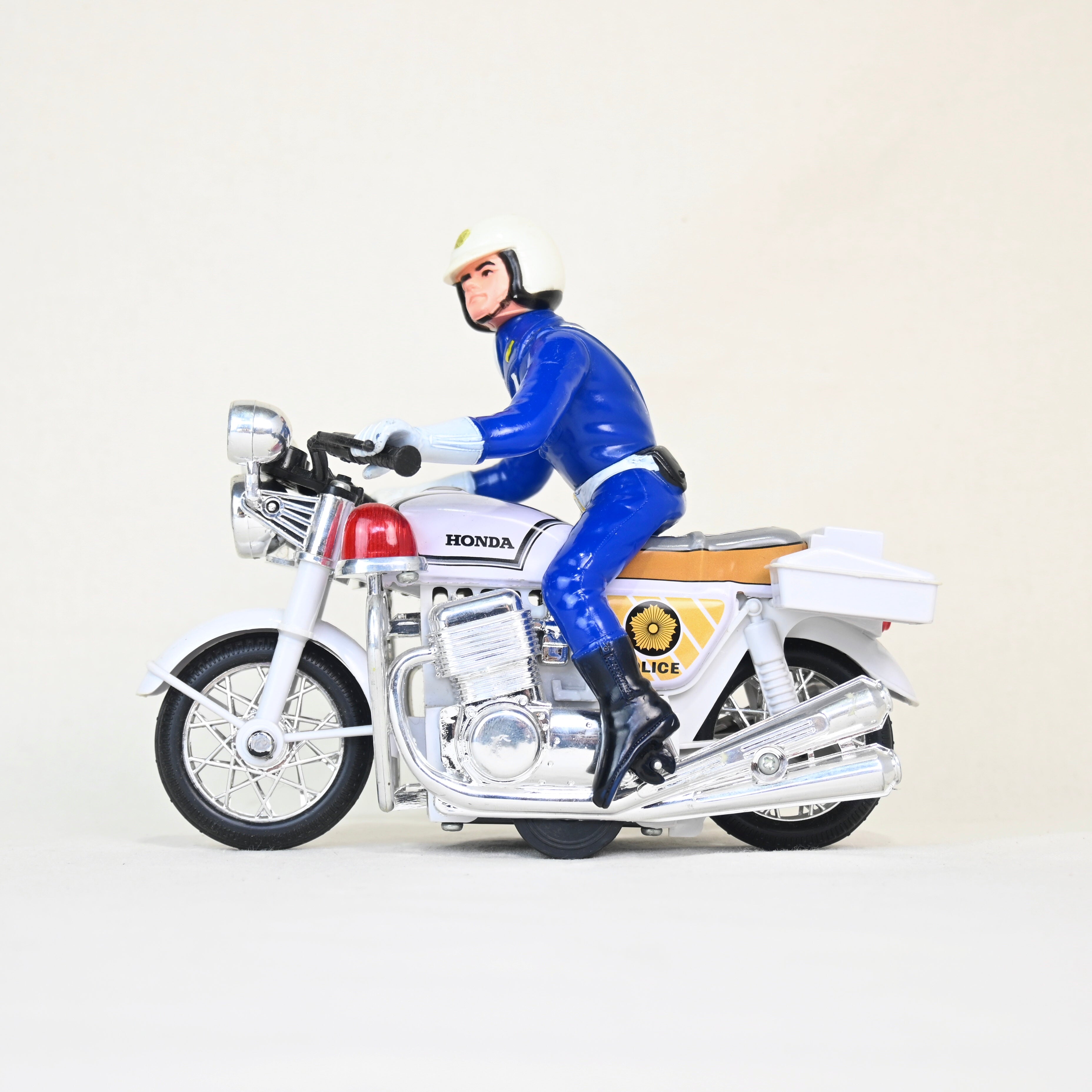 Japan vintage Police Motorcycle Toy 1980's retro / 丸彰社 警官 白バイ 玩具 1980年代 昭和レトロ