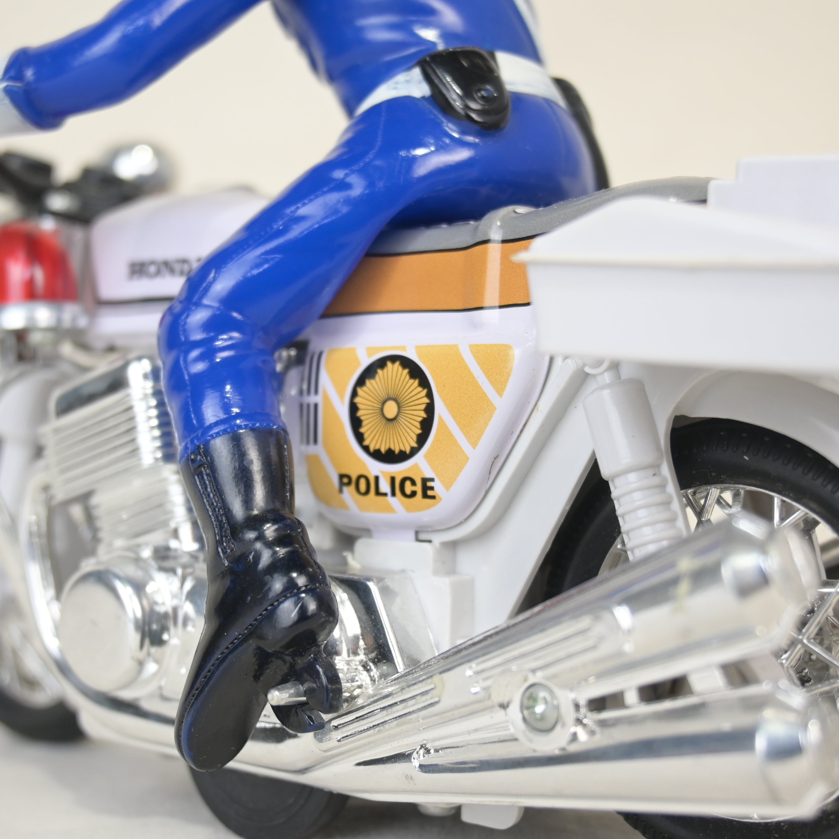 Japan vintage Police Motorcycle Toy 1980's retro / 丸彰社 警官 白バイ 玩具 1980年代 昭和レトロ