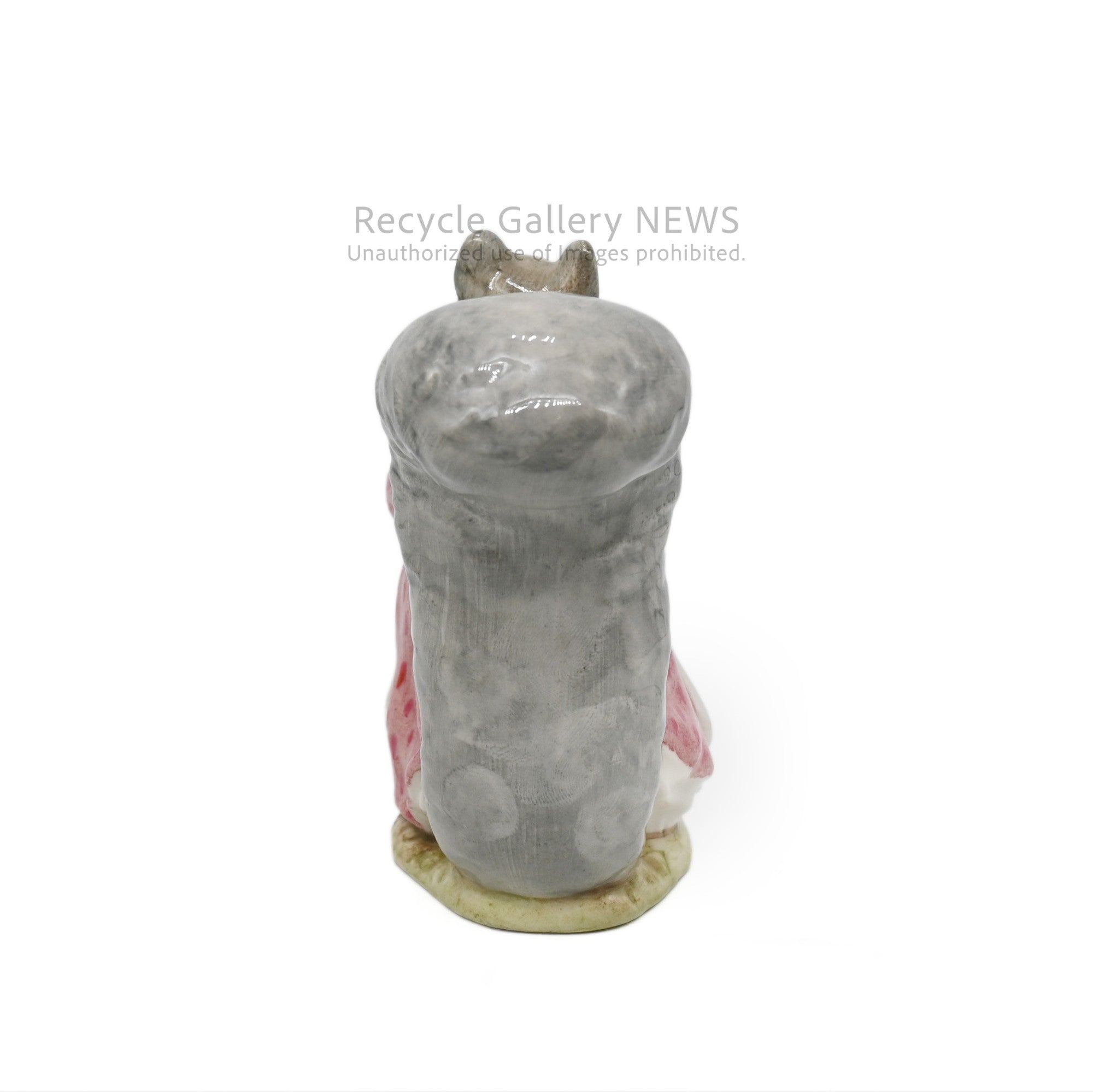 Beswick Peter Rabbit Timmy Tiptoes Goody Ceramic Figurine Gray Squirrel / ベスウィック ピーターラビット つまさきティミー グッディ 陶器 フィギュリン ハイイロリス