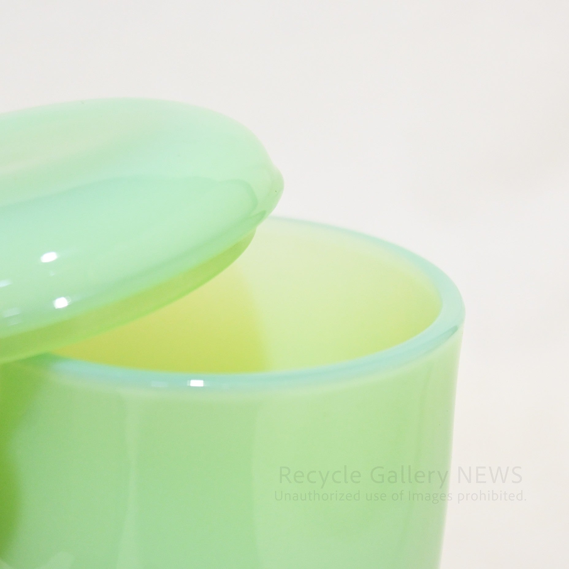 SHISEIDO Cotton Pot Novelty Small Item Holder 2001 Japan / 資生堂 2段コットンポット 限定 非売品 ノベルティ 小物入れ 2001年 日本