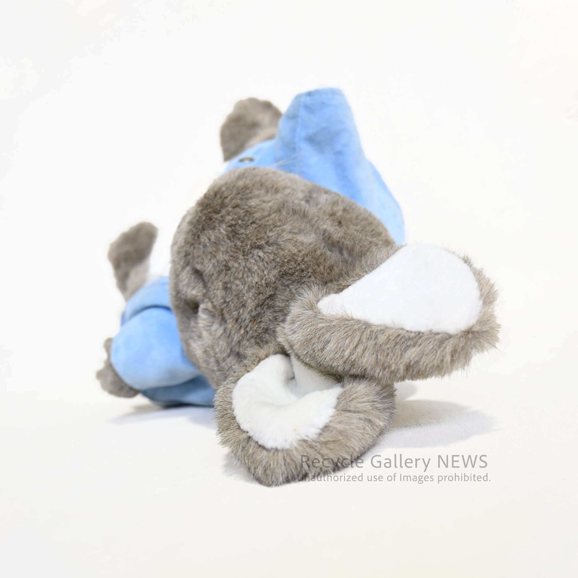 Peter Rabbit Plush toy American vintage toy made by Eden Toys USA