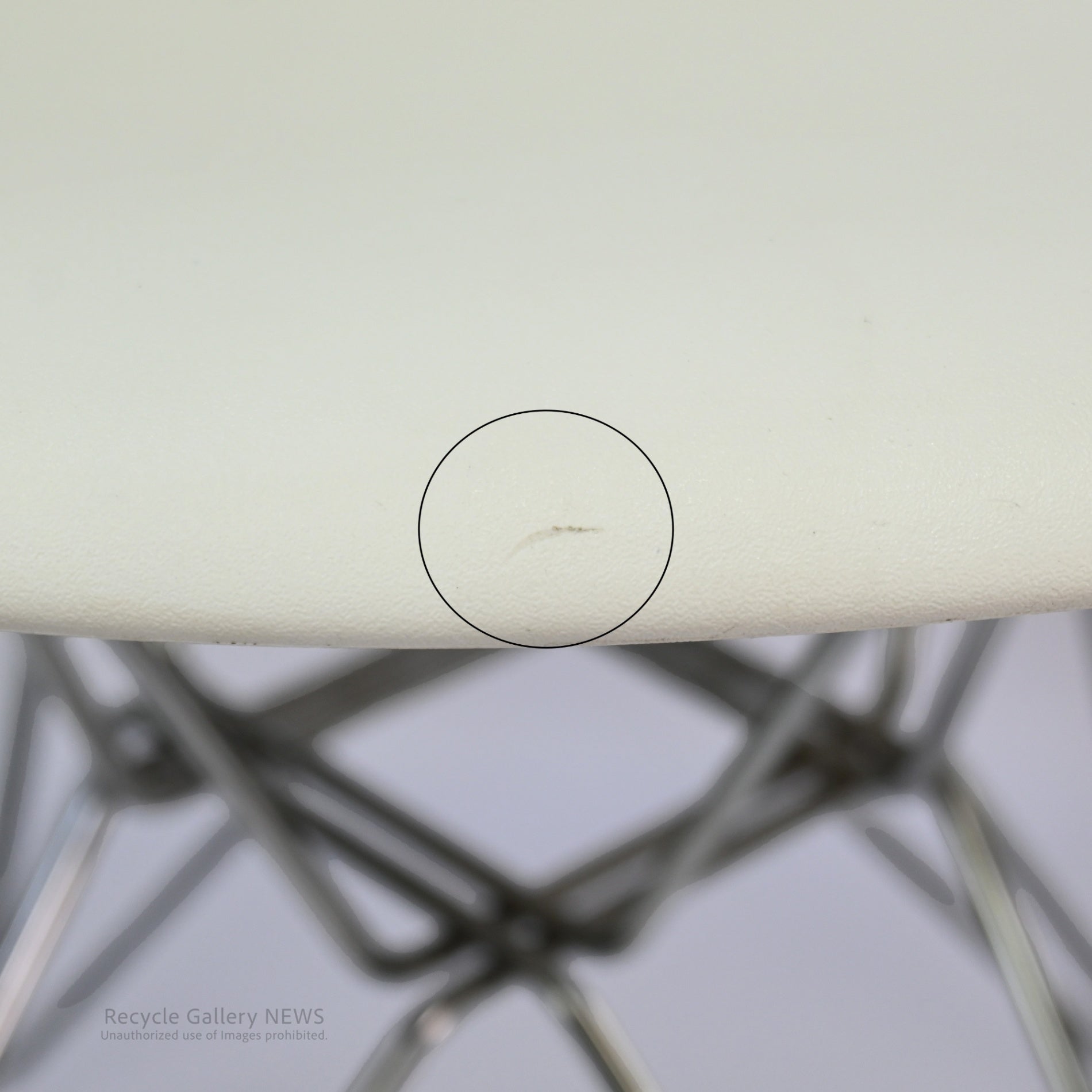 Herman Miller Eames DSR Side Chair with Wire Base American Mid Century Modern Designer Furniture Polypropylene / イームズシェルサイドチェアDSR ワイヤーベース デザイナーズ アメリカ ミッドセンチュリー ポリプロピレン