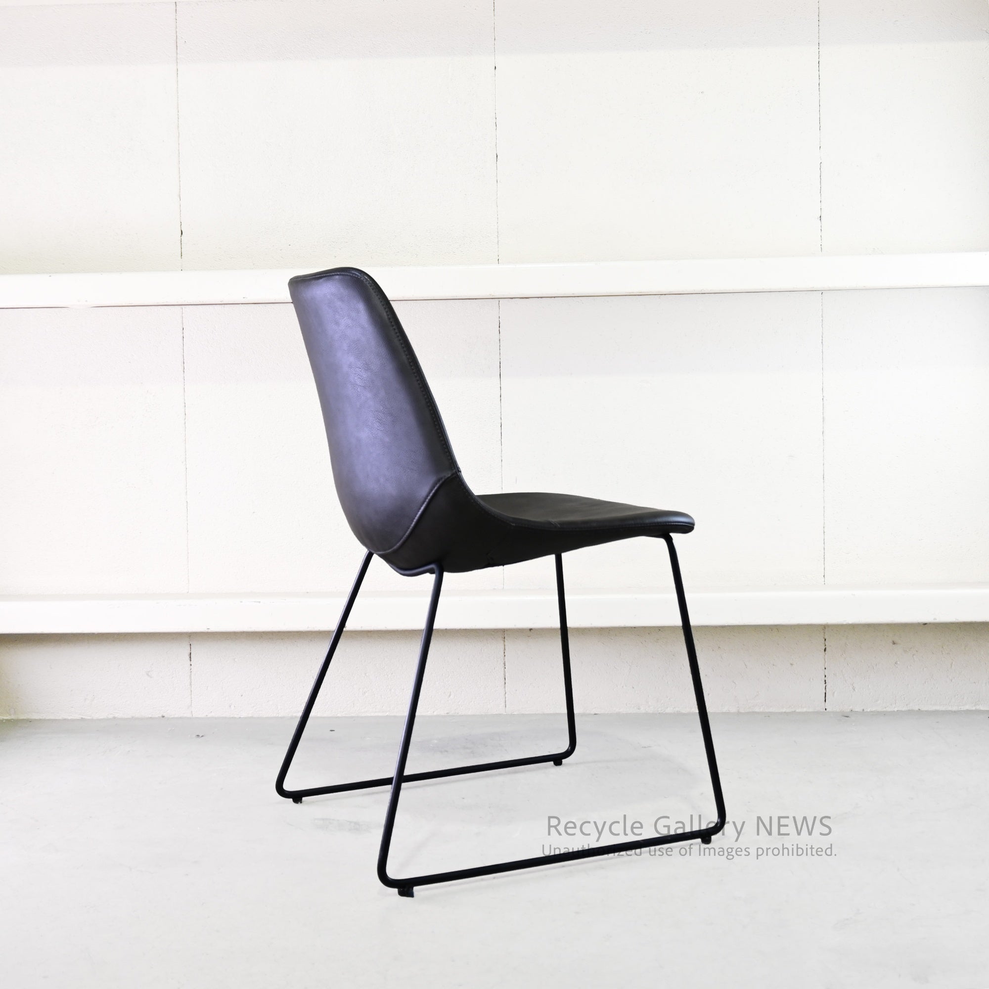 a.depeche PUNISH chair PU Black Kyoto Japan / アデペシュ パニッシュチェア ポリウレタン ブラック 京都 日本