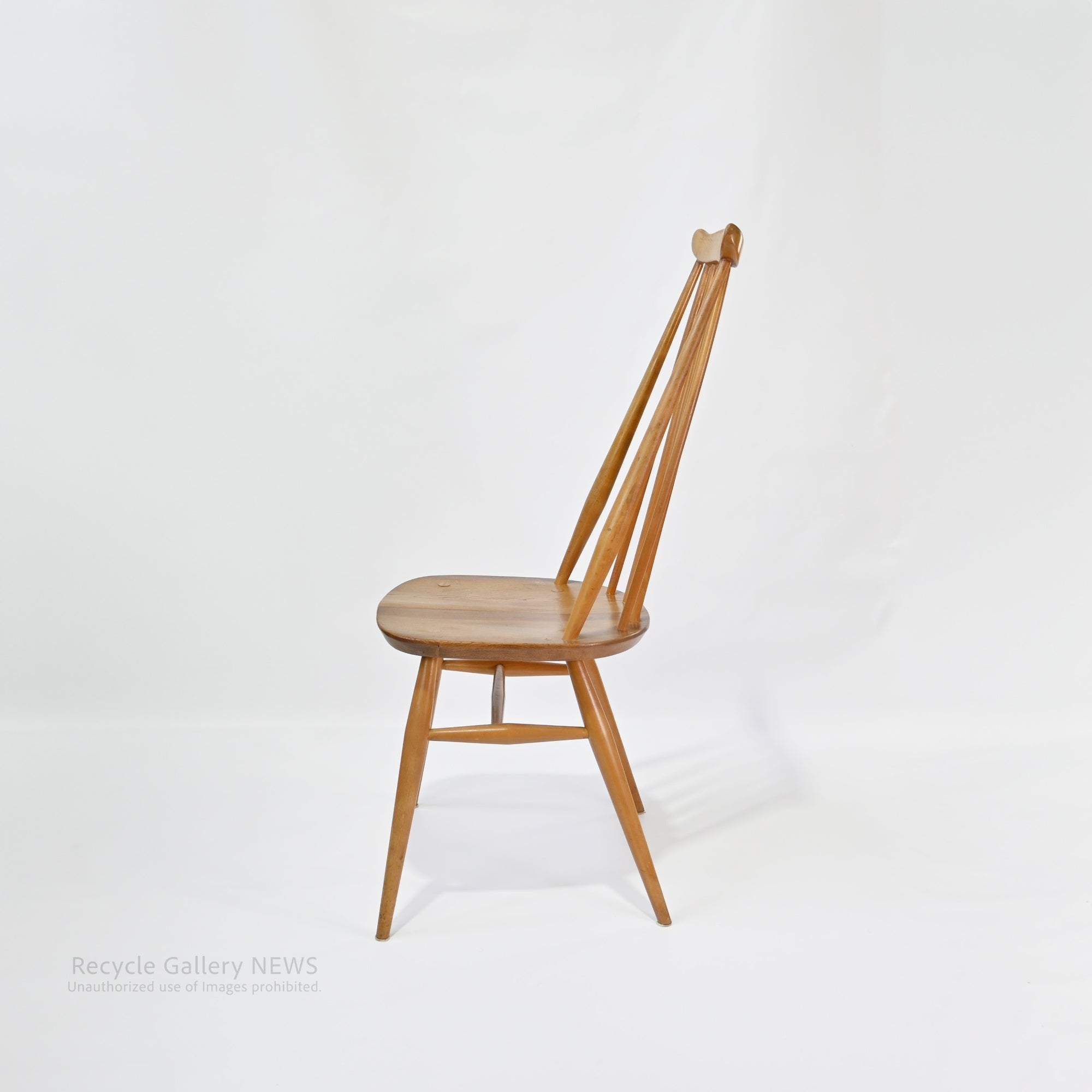 Ercol Ercol Goldsmith Chair British Elm Wood Traditional Craftsmanship Matches Scandinavian Design / アーコール ゴールドスミスチェア イギリス ニレ材  職人技 北欧モダン