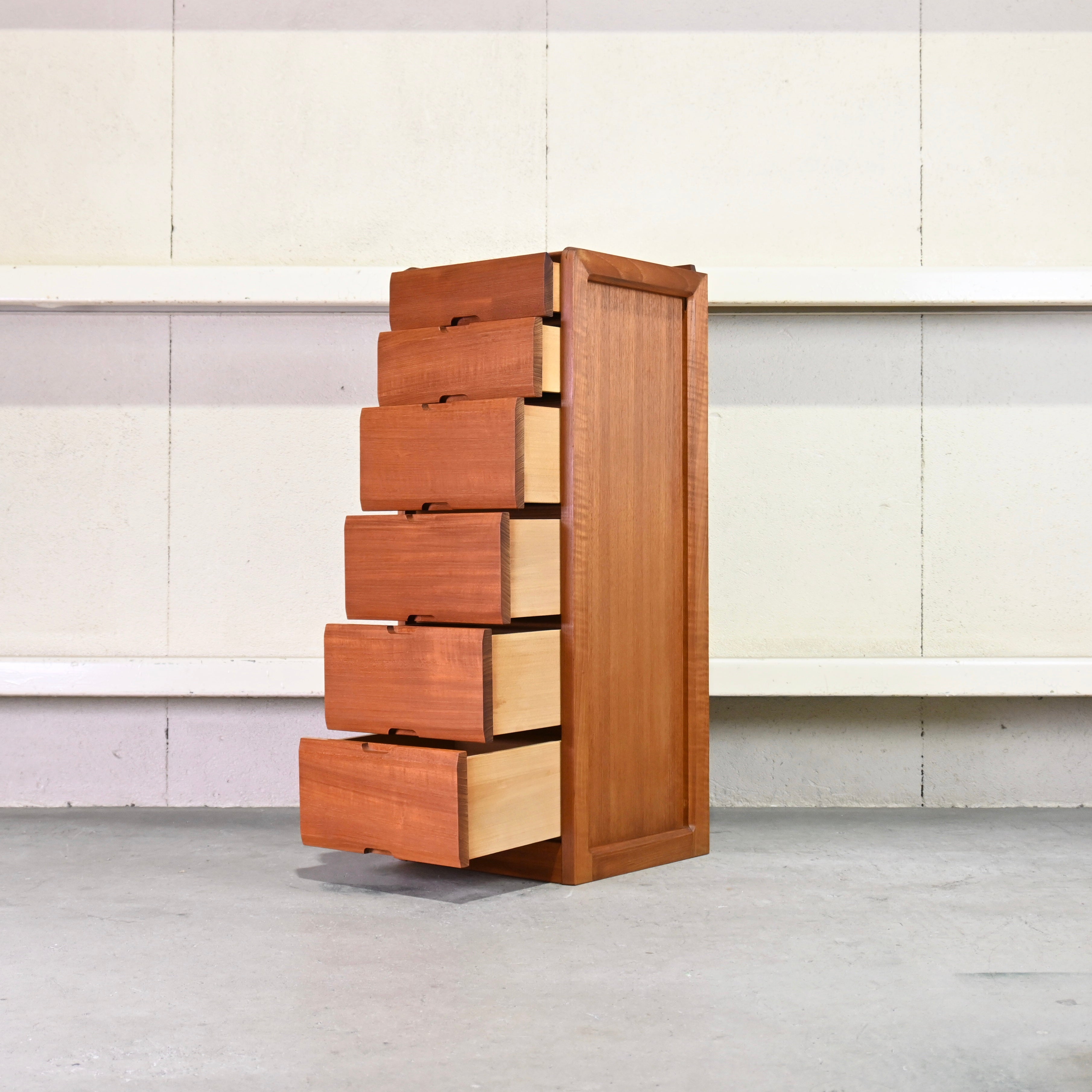 Japan vintage Teakwood 6 drawers Small chest / ジャパンヴィンテージ チーク材 6段 スモールチェスト