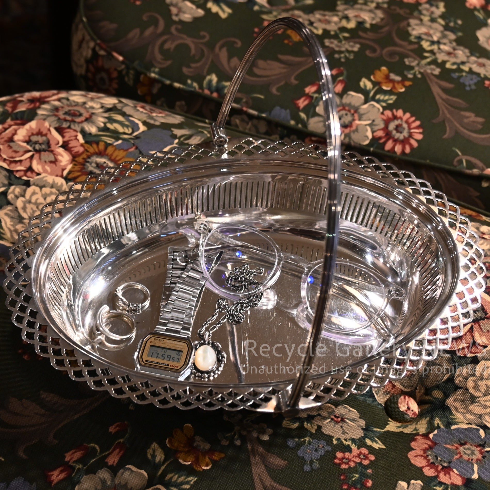 Harrods English Silver Plated Oval Serving Basket / ハロッズ アンティーク 銀メッキ オードブルバスケット 英国雑貨 サービングトレイ 菓子入れ シルバー