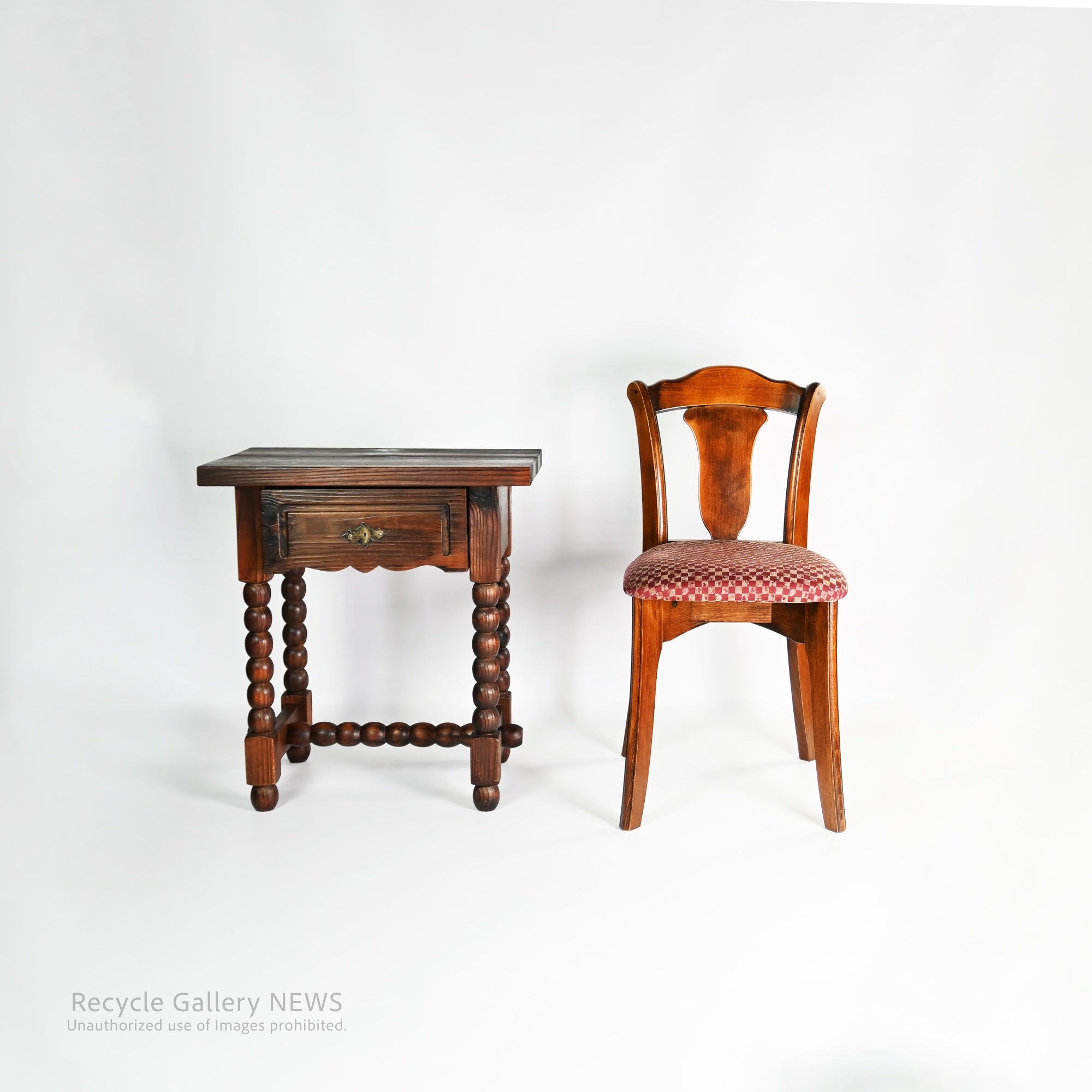 Antique Console Table with Bobbin Turned Legs Classic Spool Design / ボビンターニングレッグ コンソールテーブル アンティーク クラシック 糸巻きデザイン