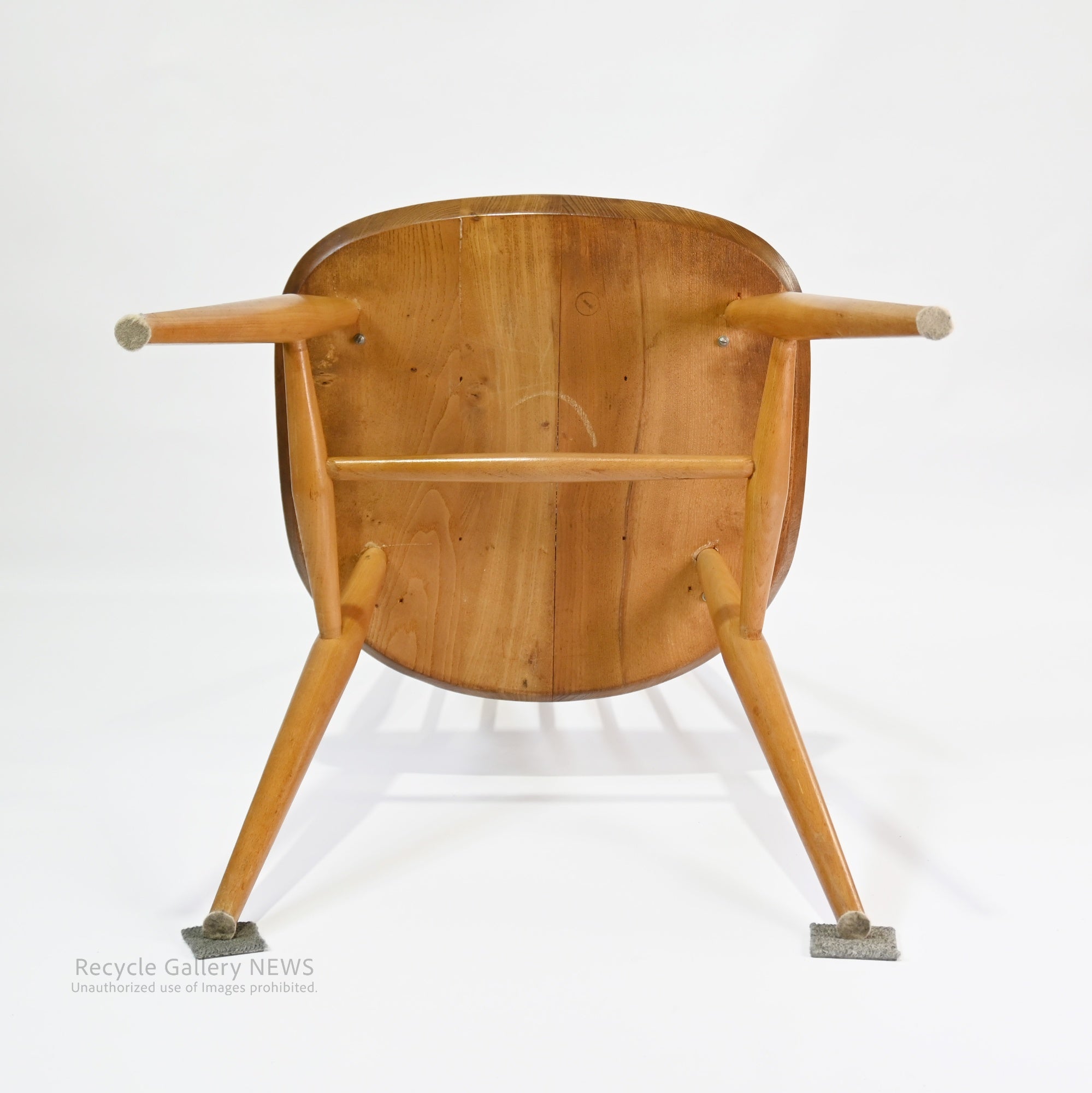 Ercol Ercol Goldsmith Chair British Elm Wood Traditional Craftsmanship Matches Scandinavian Design / アーコール ゴールドスミスチェア イギリス ニレ材  職人技 北欧モダン