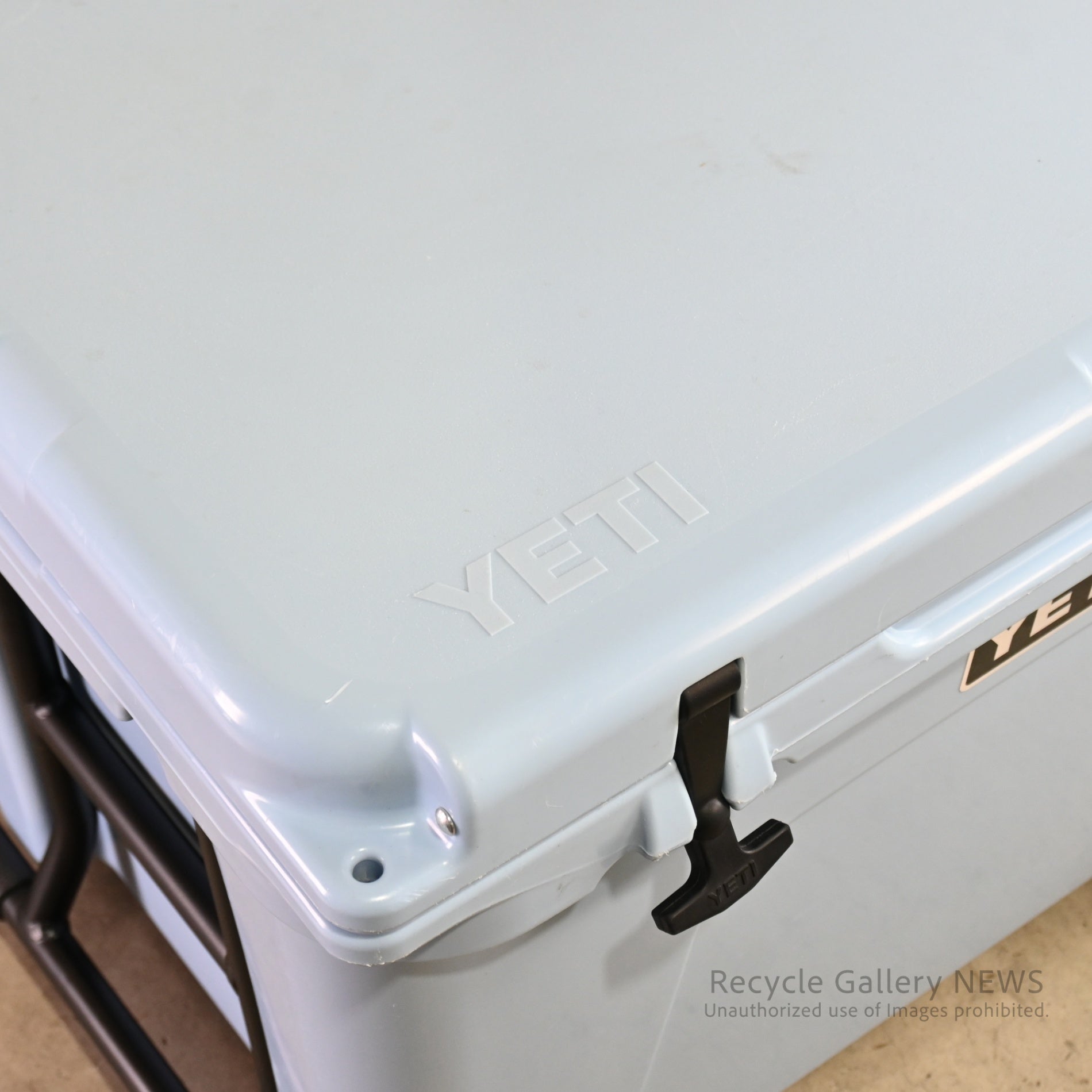 YETI  Tundra Cooler box (45L) Rare color Light Blue / イエティ タンドラ クーラーボックス45リットル ライトブルー