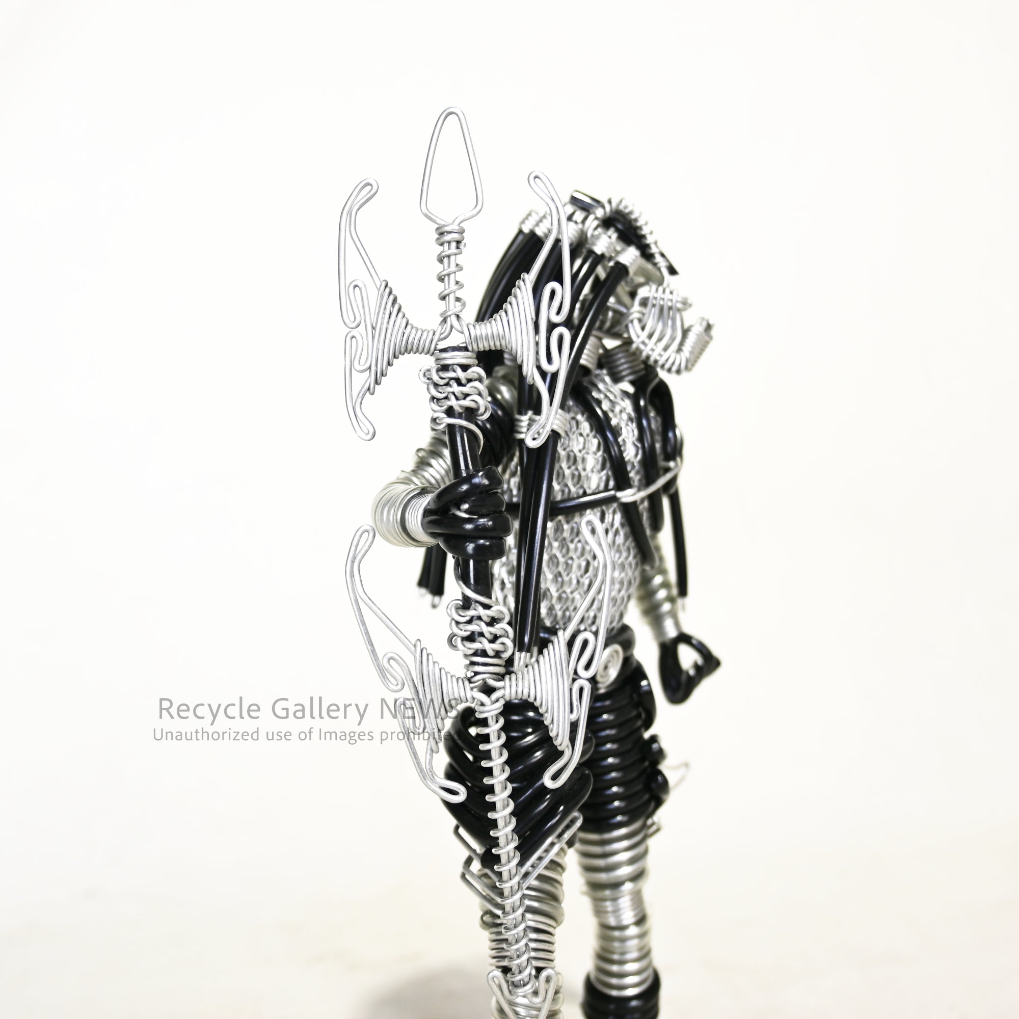 Wire art figure Predator Handmade Objetct / ワイヤーアートフィギュア プレデター ハンドメイド オブジェ