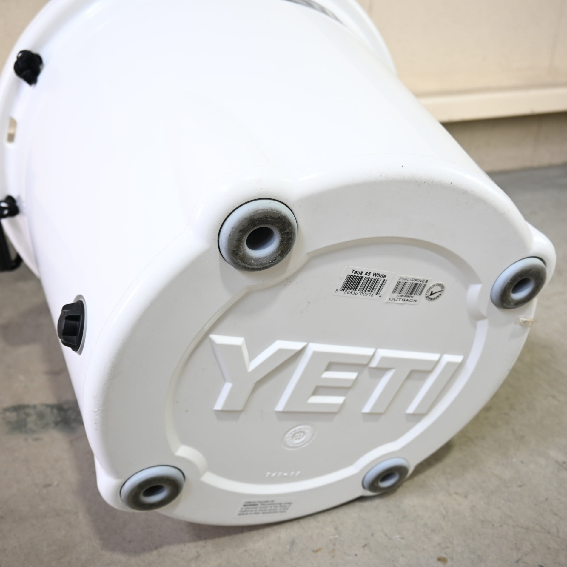 YETI Tank 45 Ice Cooler Bucket Cooler Box Outdoor Cooling USA / イエティ タンク45　アイスクーラーバケツ クーラーボックス アウトドア アメリカ