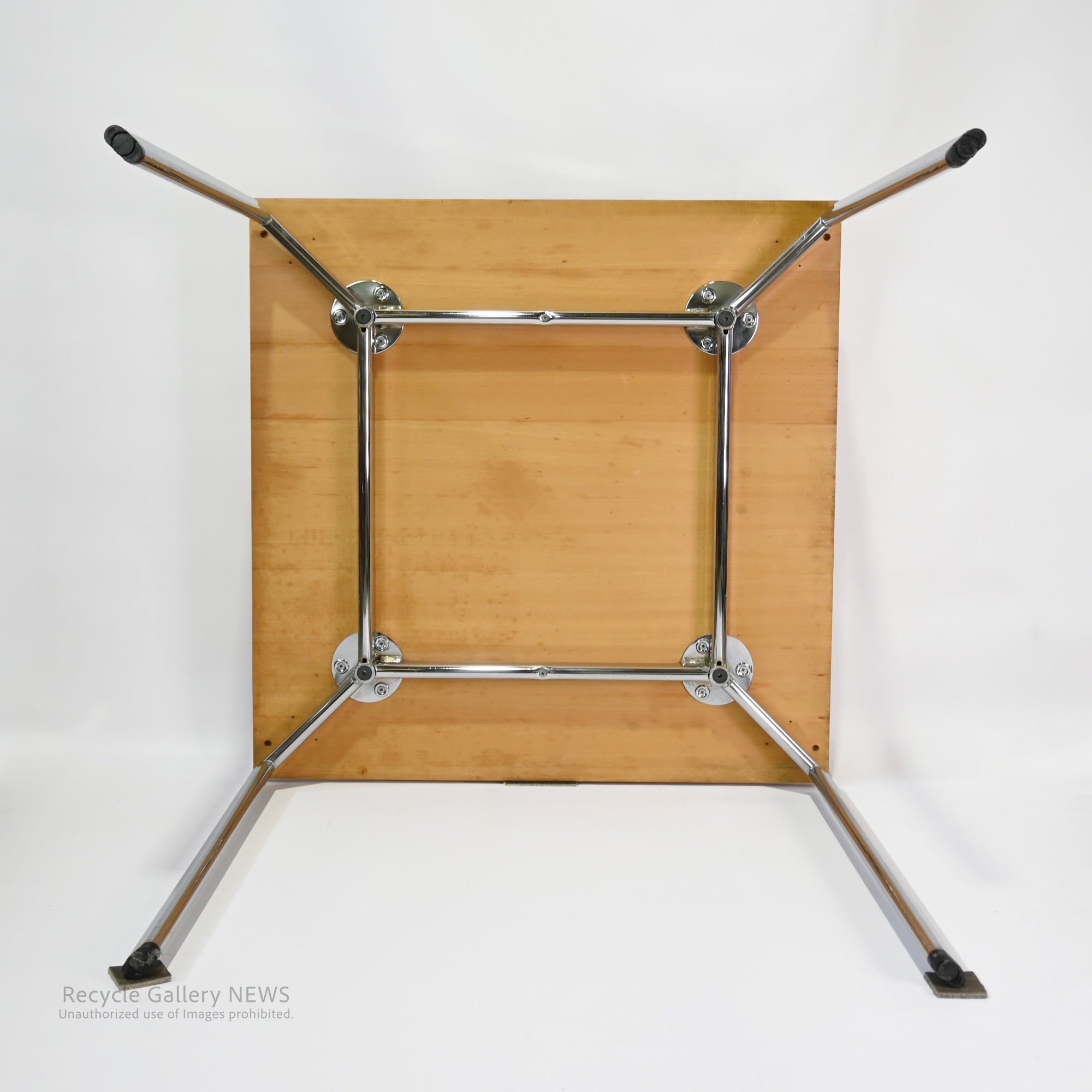 CAMPUS BY LAMMHULTS Square Table  Sweden Scandinavian Modern Furniture / ラムホルツ キャンパスシリーズ スクエアテーブル スウェーデン 北欧家具 北欧モダン