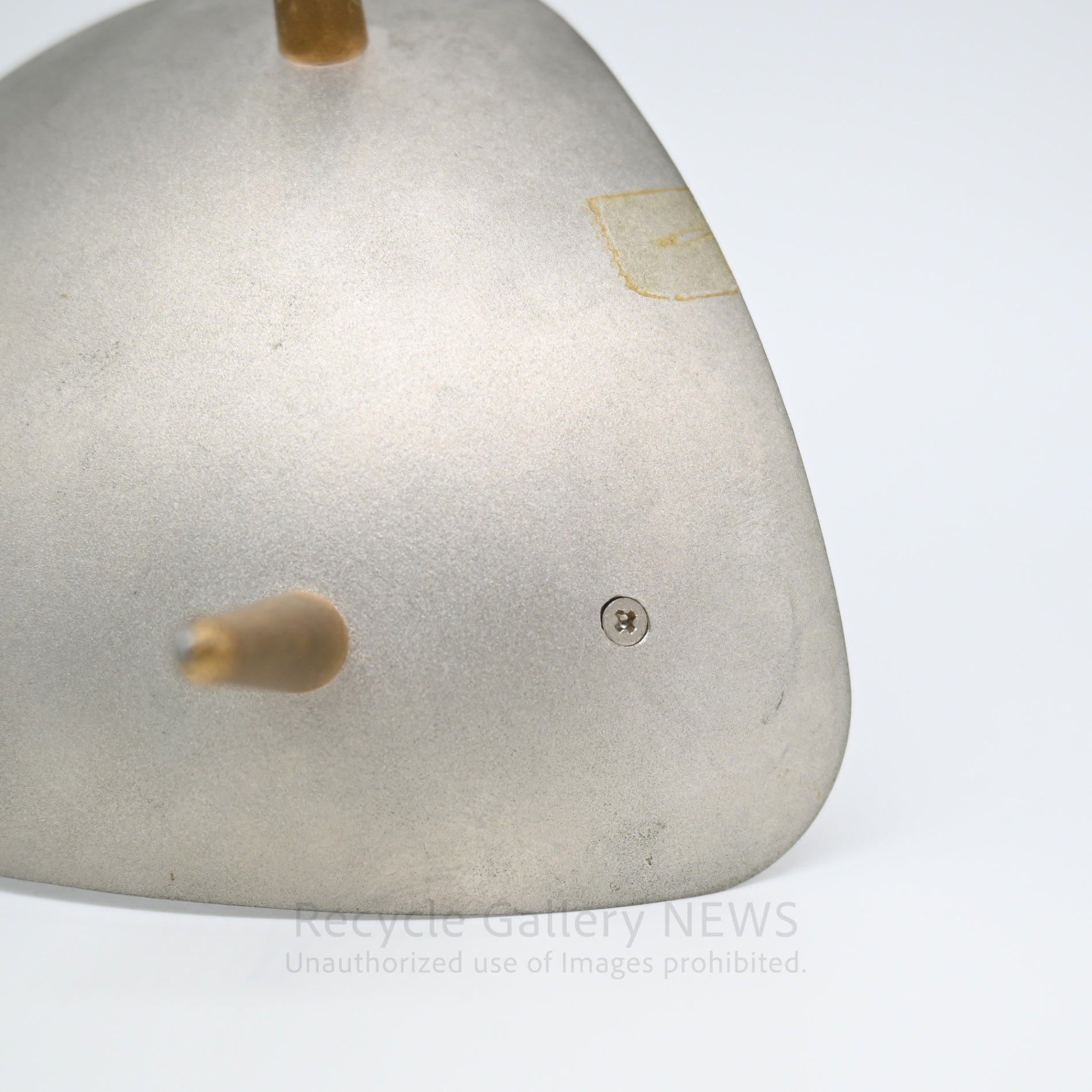 Vintage Mid Century Crescent-shaped Metal Ash Tray Silver Gold  Art Object / ミッドセンチュリーデザイン 半月型 アッシュトレイ 灰皿 メタルトレイ オブジェ シルバー ゴールド