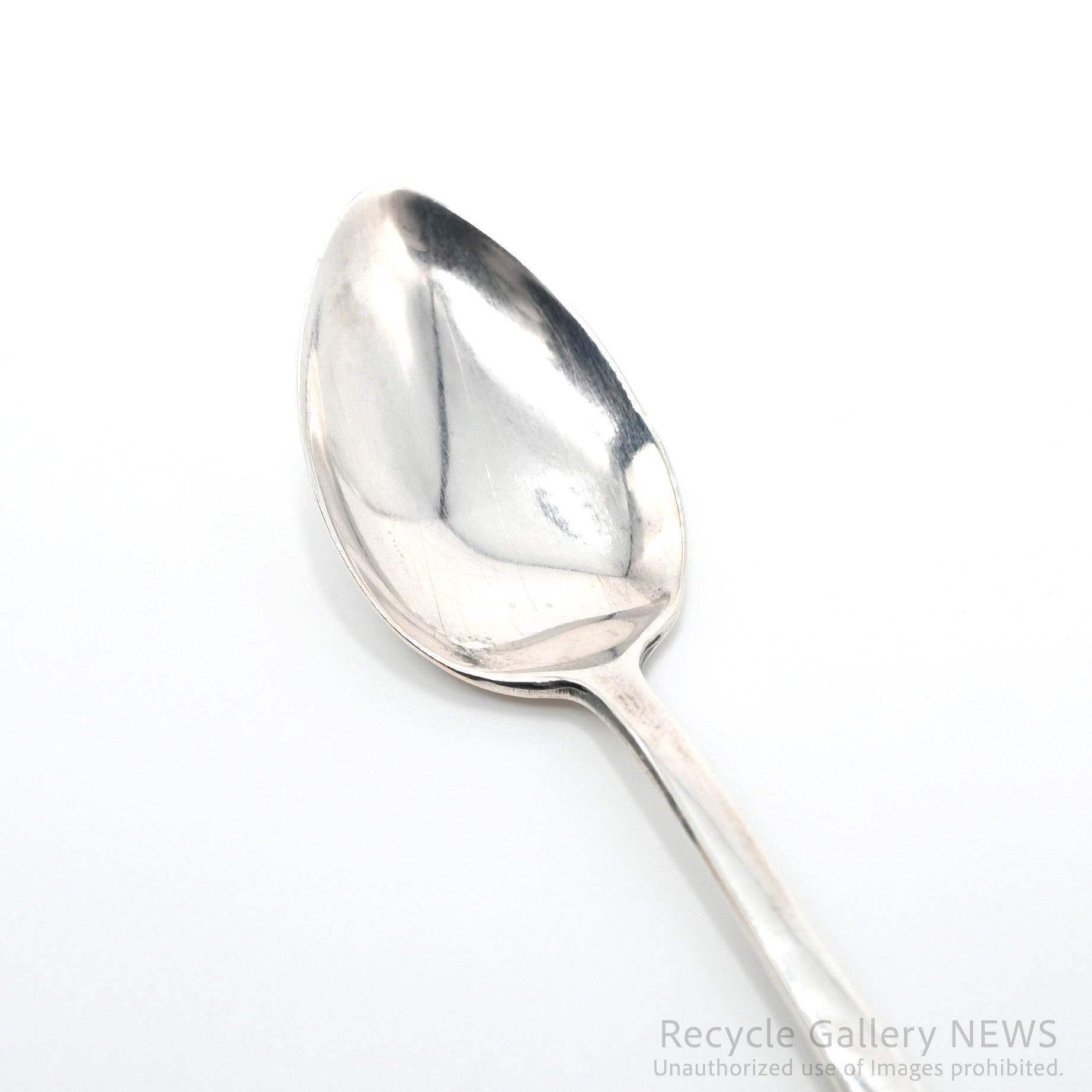 Sterling Silver Animal Spoons Set of 2 Moose & Bison Made in Canada / 動物たちのスプーン 2本セット ミニスプーン スターリングシルバー製 カナダ産 動物モチーフ ムース バイソン レゾリュート・ベイ