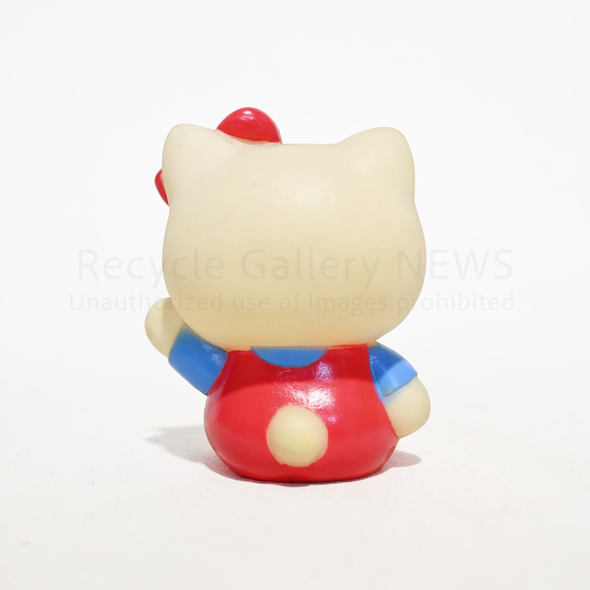 Hello Kitty Soft Vinyl Mascot 1993 Vintage Rare / ハローキティ ソフビ マスコット 1993年 ヴィンテージ レア 汚れあり