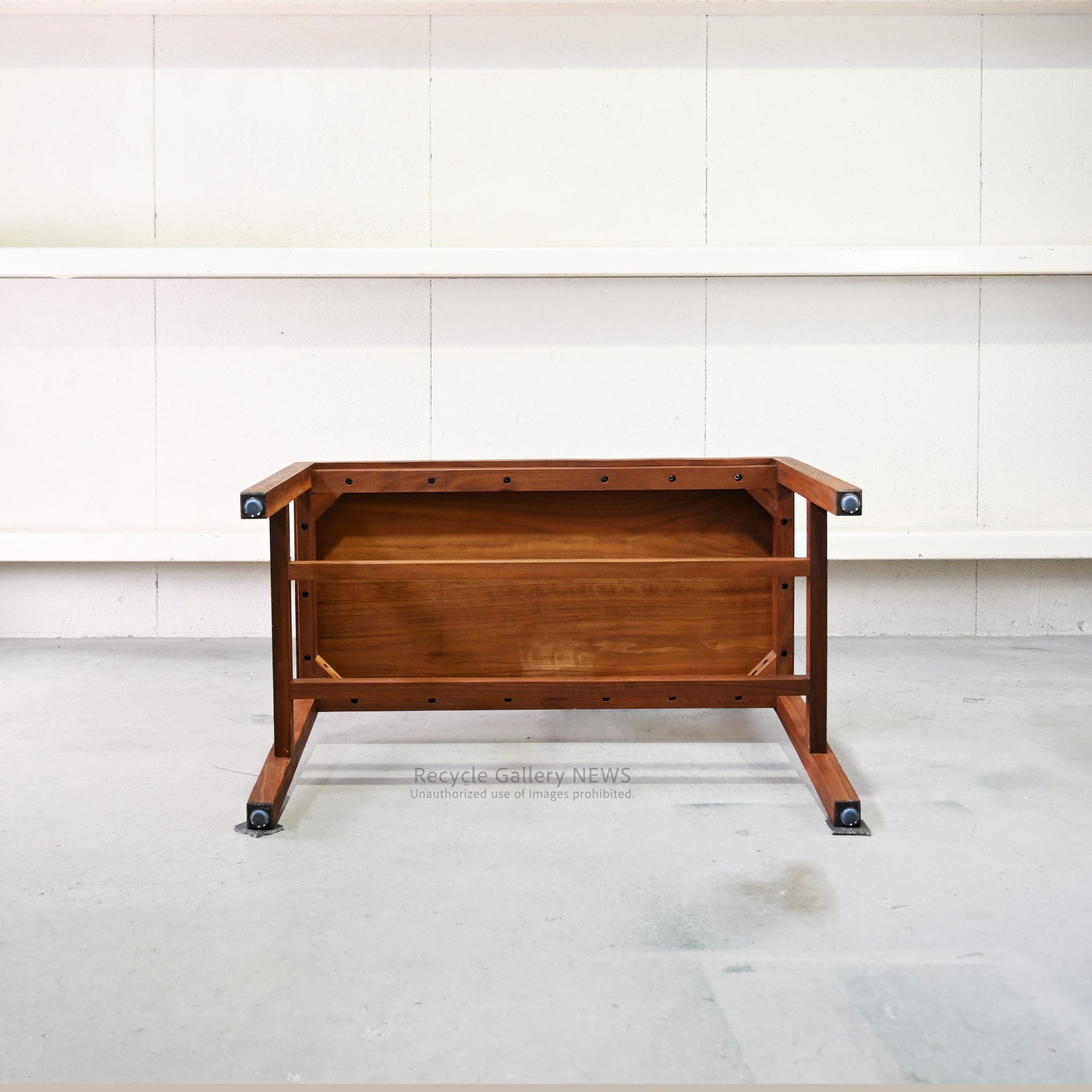 dix design+architecture Tomoko Bench Architectural Solid Wood Bench Scandinavian Modern /  ディックスデザイン アークテクチャー トモコベンチ 建築的 北欧モダン 無垢材