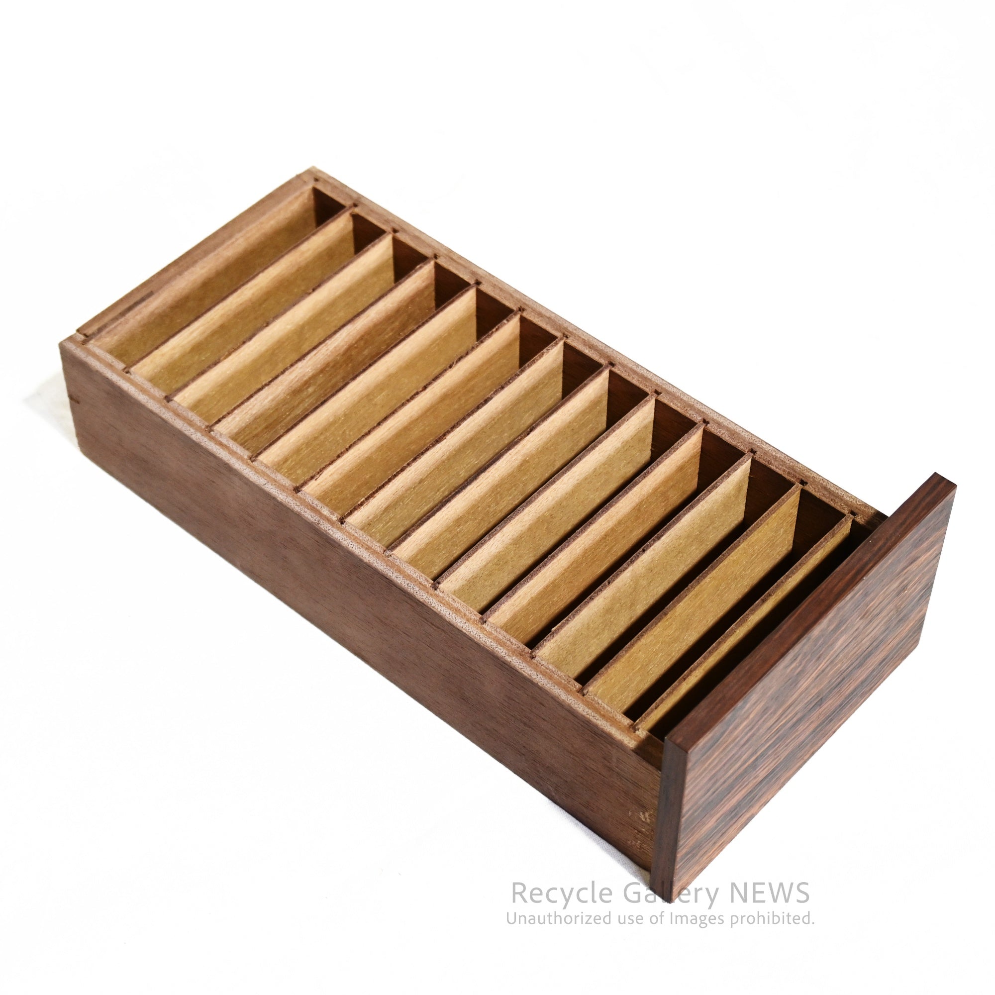 Rosewood-print Veneer small drawer unit with 4 drawers Showa retro style / ローズウッドプリント 突板小引き出し 引出4杯 昭和レトロ