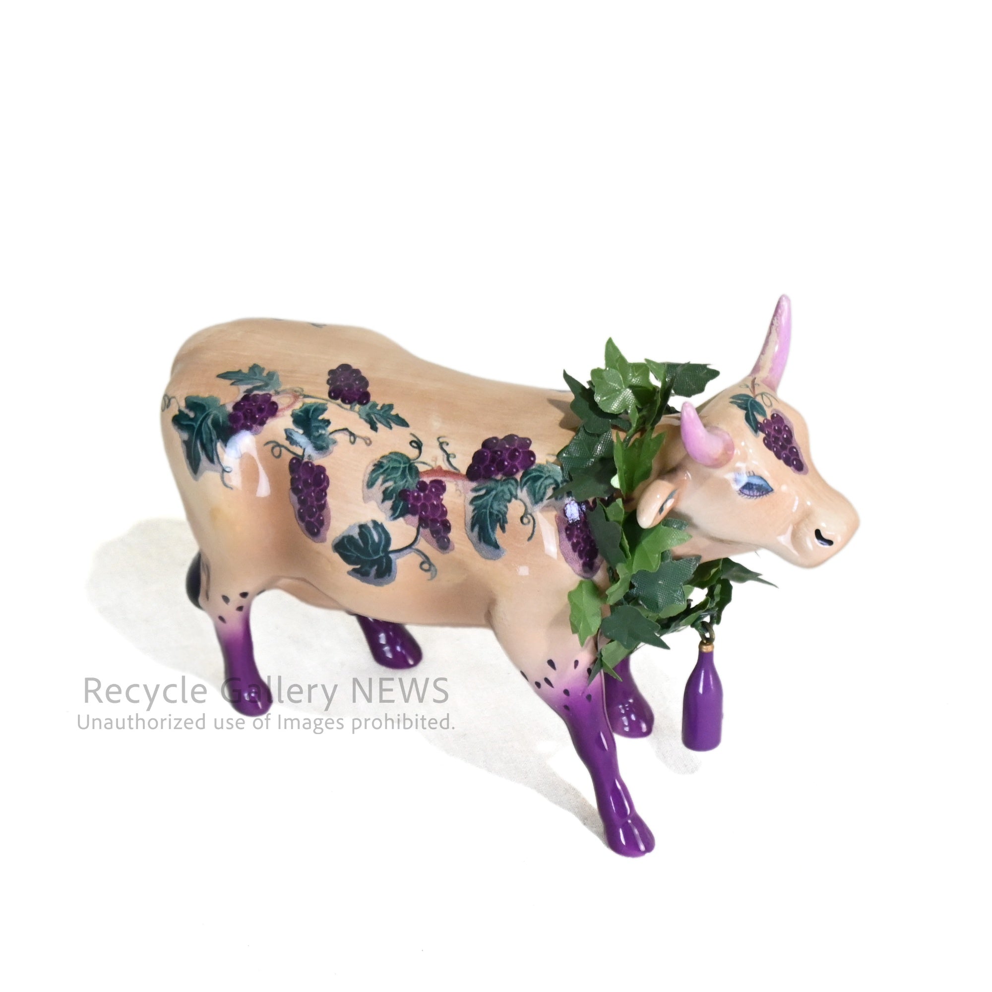 Cow figurine Wine Grapes Westland giftware Cow Parade / 牛のオブジェ ワイン 葡萄 ウエストランド ギフトウェア カウパレード フィギュリン