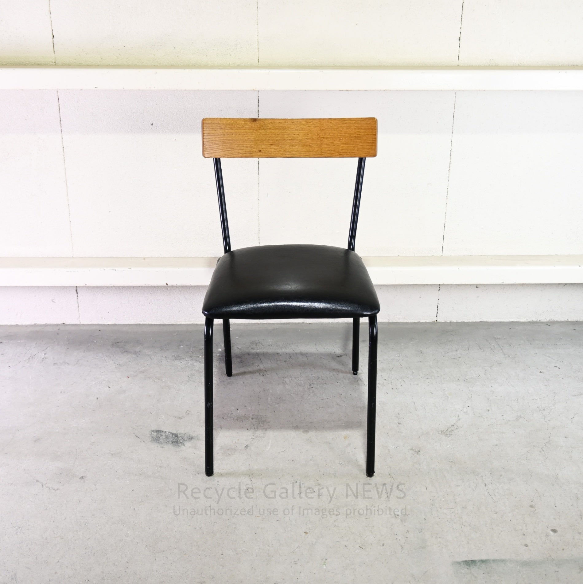 BIMAKES SOLID WOOD IRON DESK Compact desk and chair set Industrial design / ビメイクス ソリッドウッド アイアンデスク コンパクトデスク チェア セット 机 インダストリアルデザイン