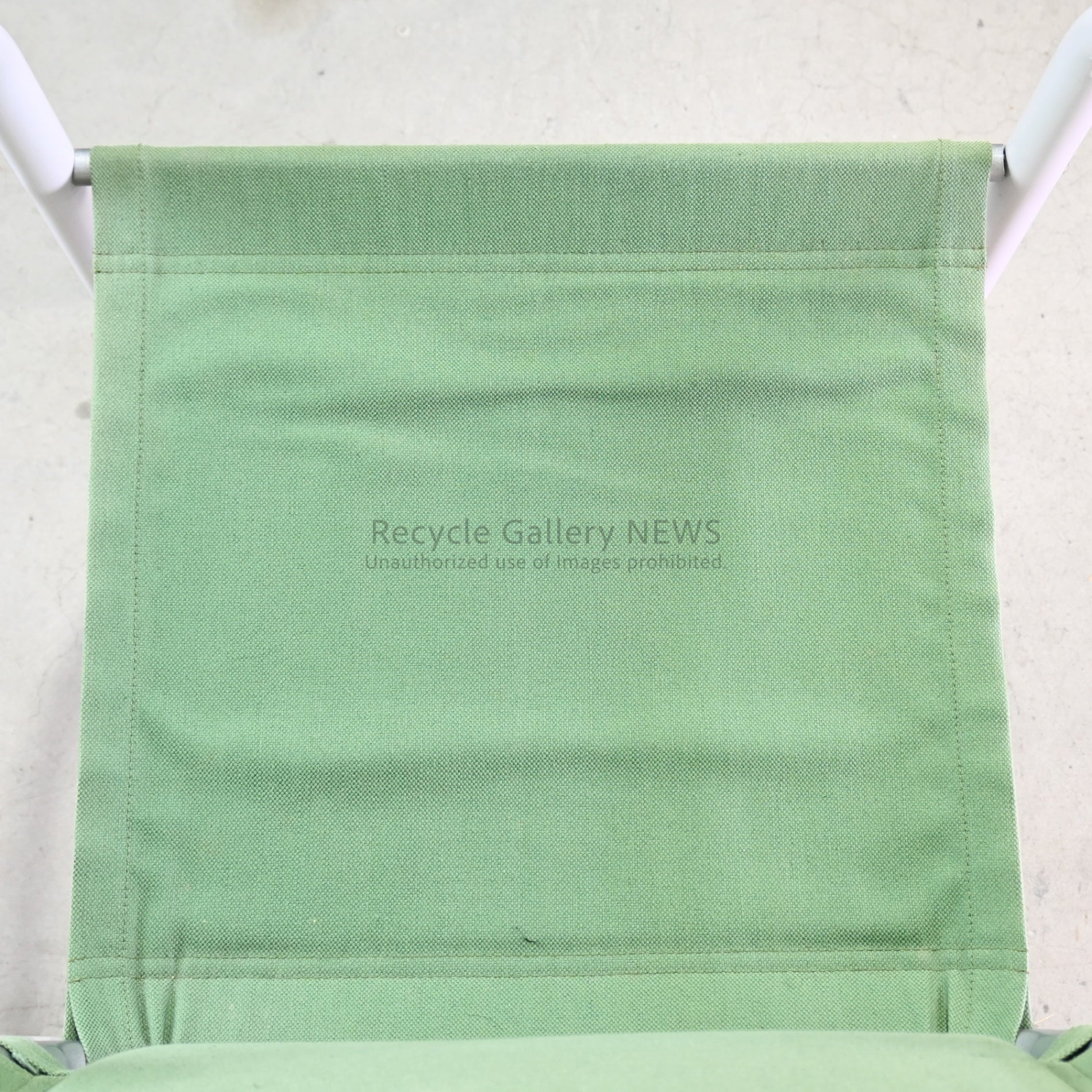 Innovator  Captain Chair Green Color Wood  Metal Sweden Scandinavian Modern Mid-Century / イノベーター キャプテン チェア 緑色 木 金属 スウェーデン 北欧モダン ミッドセンチュリー