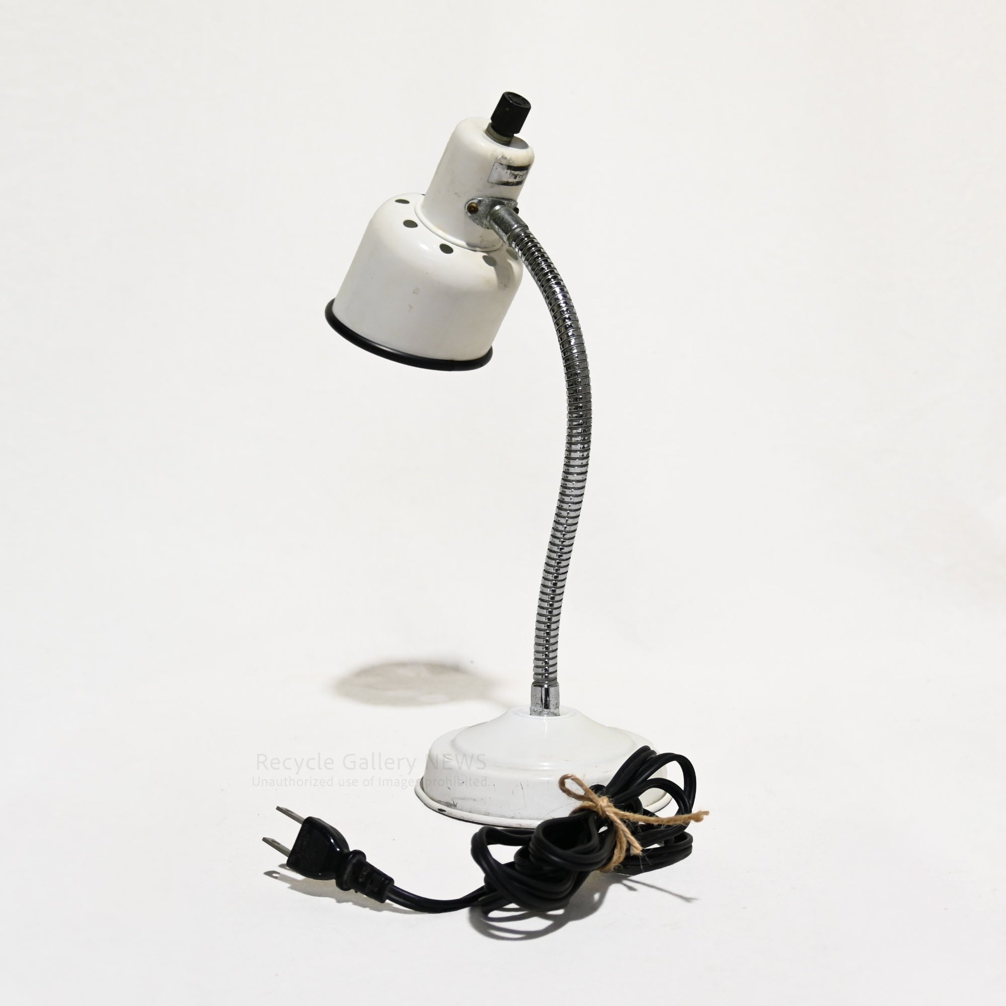 Tokyo Metal Industry Co., Ltd. Desk Light Japan Vintage Showa-Retro / 東京メタル工業株式会社 デスクライト 日本 ヴィンテージ 昭和レトロ