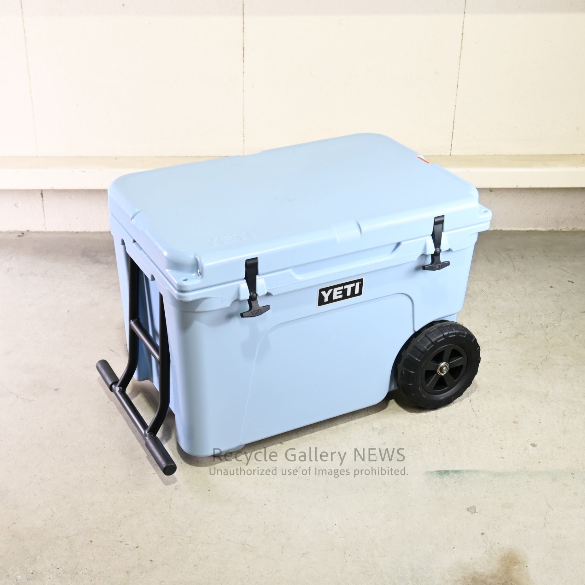 YETI  Tundra Cooler box (45L) Rare color Light Blue / イエティ タンドラ クーラーボックス45リットル ライトブルー