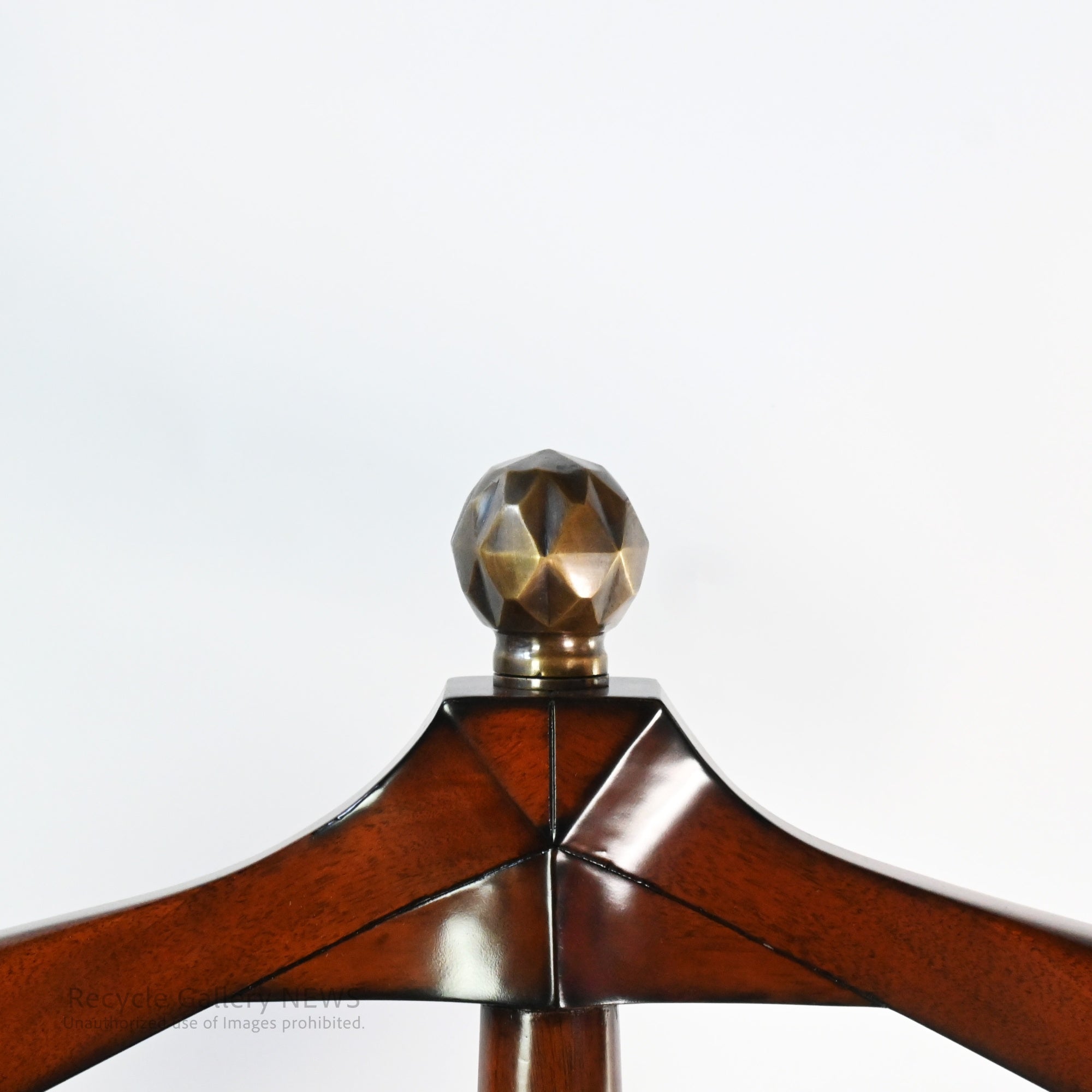 Unused Yokohama Furniture Gentleman's Valet Stand Classic Elegance / 横浜家具 バレット コートハンガー　未使用品　冊子付 クラシック ジェントルマン 様式美