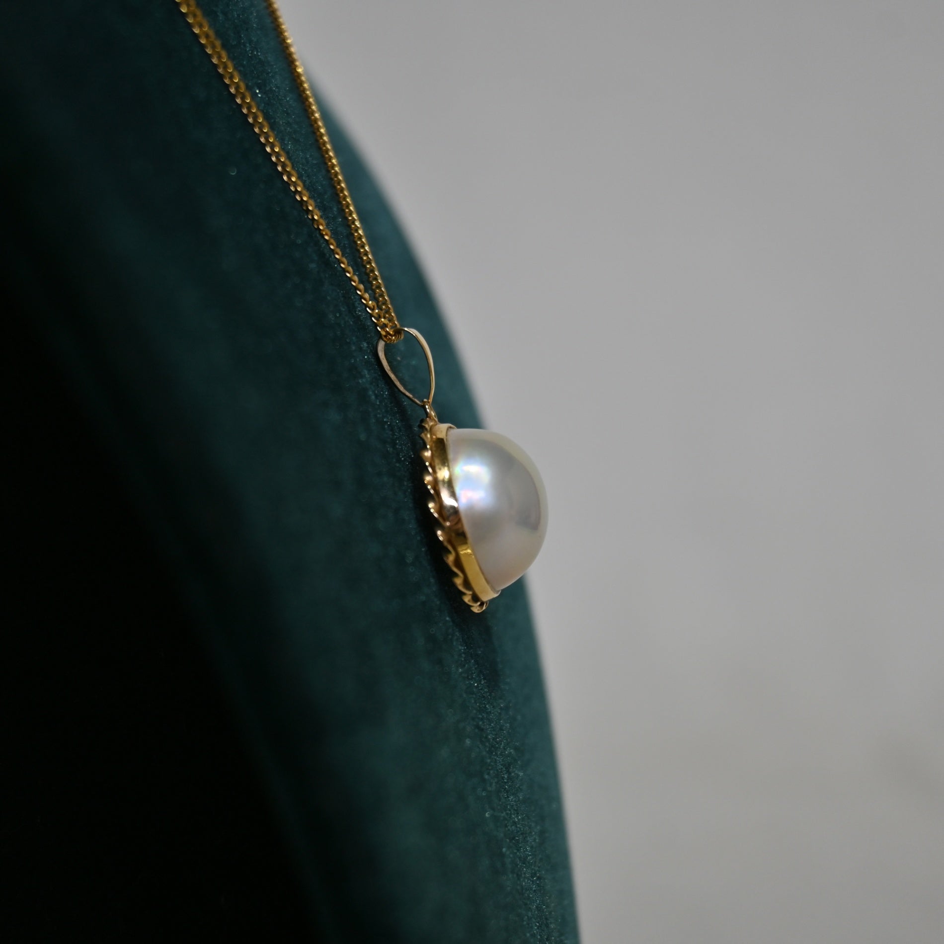 Half Pearl Pendant top & Necklace K18 Gold Antique Jewelry / ハーフパール ペンダントトップ＆ネックレス 18金 ゴールド アンティーク ジュエリー